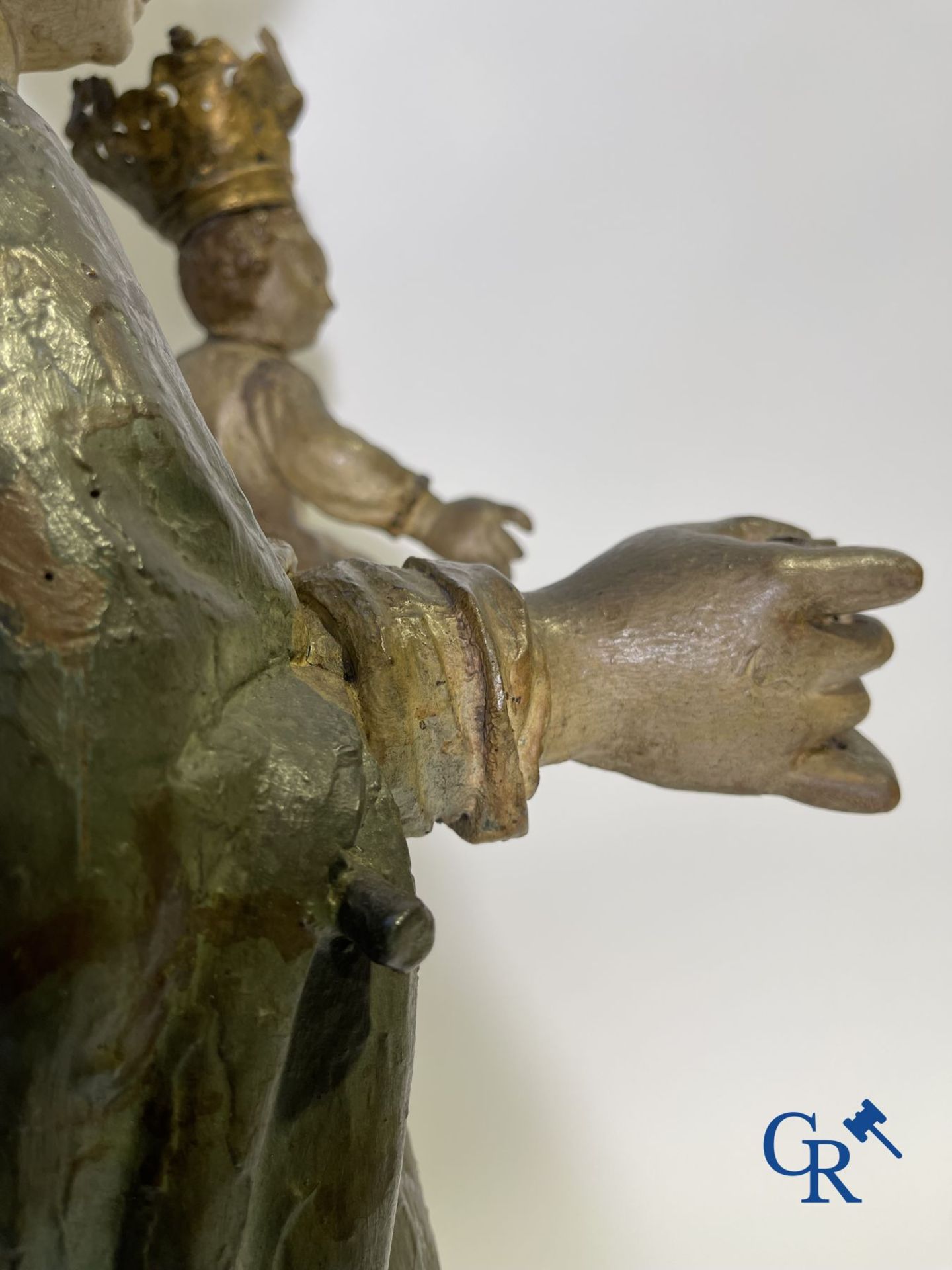 Wooden polychrome Baroque sculpture of Mary with child. The Crown inlaid with an amber-like rock. - Image 18 of 30