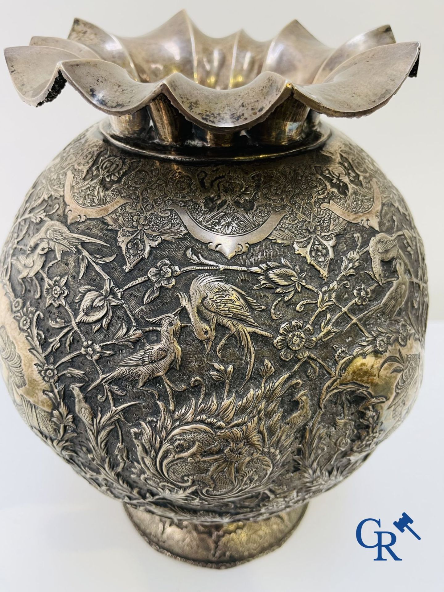 Silver: Vase in silver (Iran?) with a fine decor of birds, forest animals and characters. - Image 5 of 12