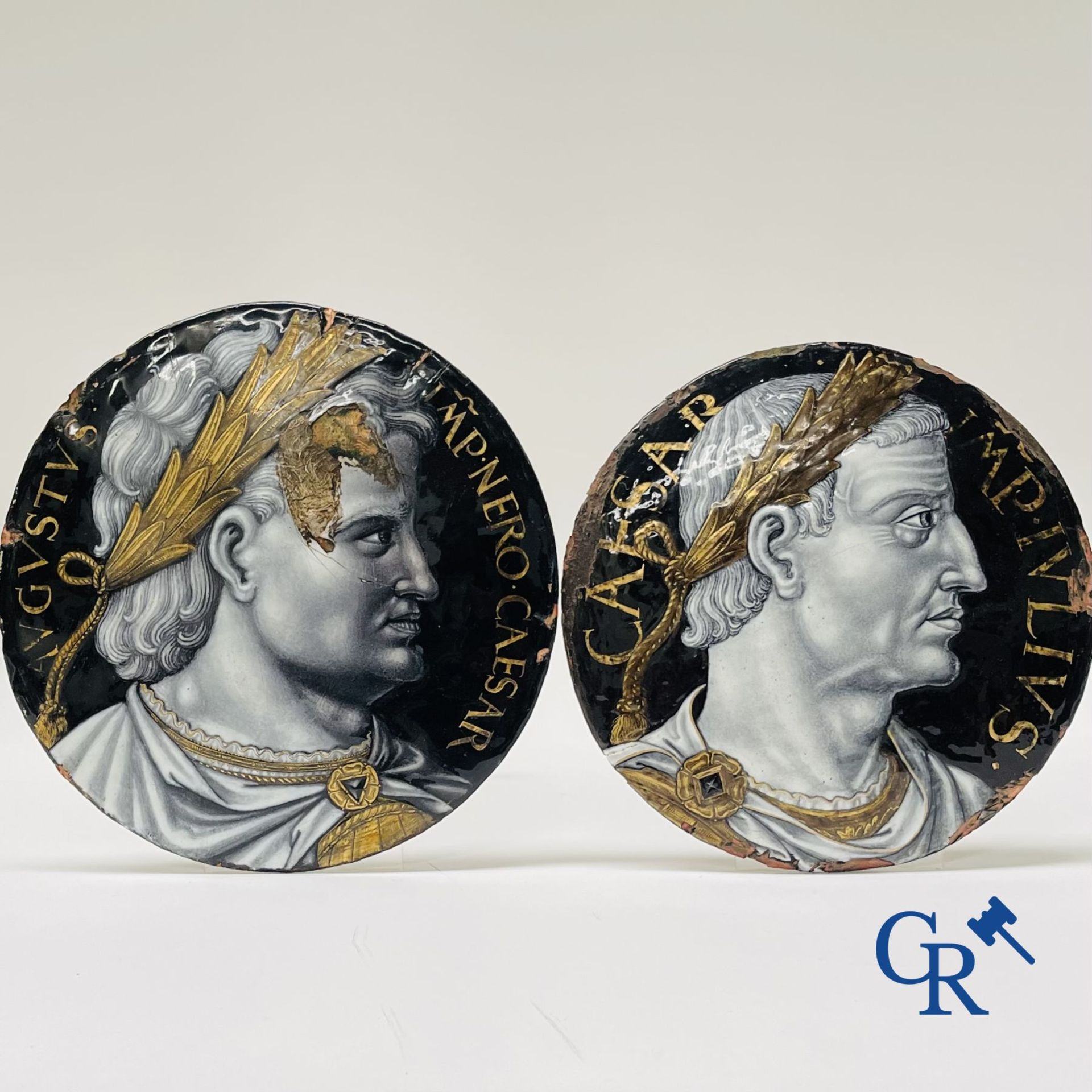 Limoges: In the manner of Jacques Laudin I. 2 medallions with the profile of Emperor Nero and Julius
