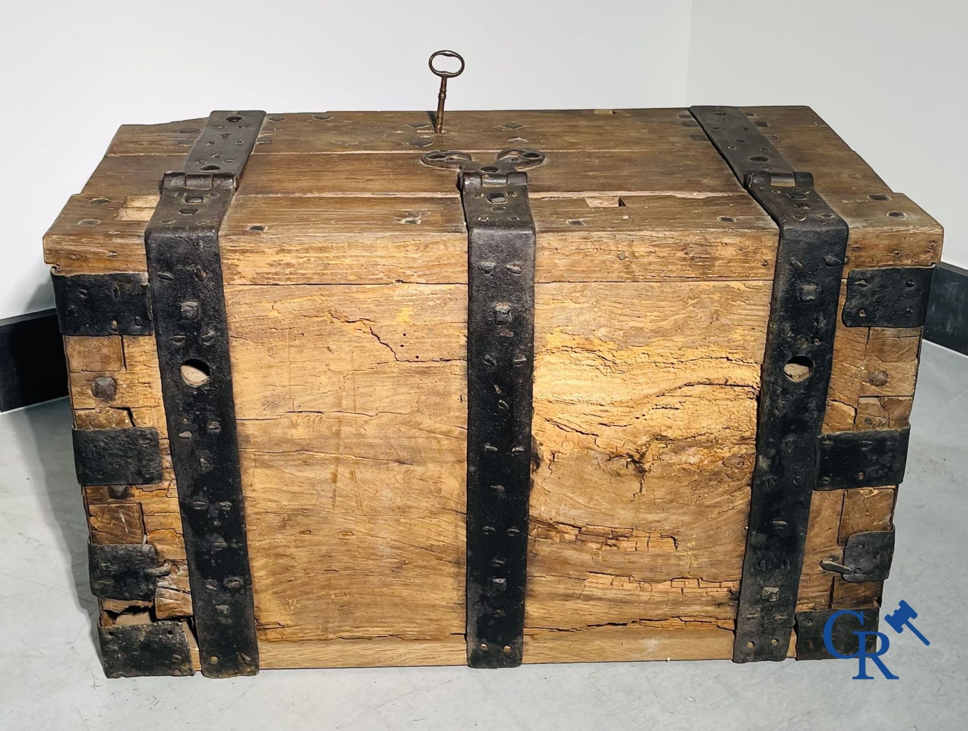 Antique wooden chest with hardware and lockwork in forging. - Image 21 of 21