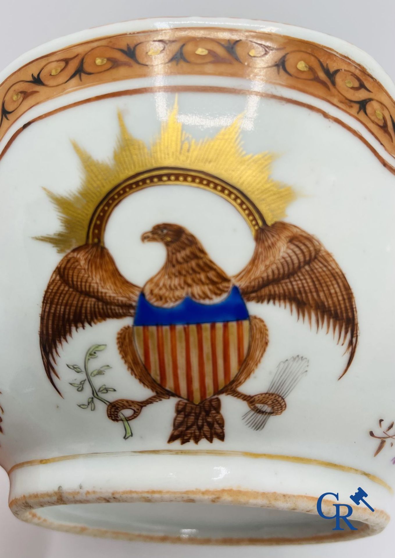 Asian Art: A Chinese famille rose bowl in export porcelain for the American market. - Image 2 of 12