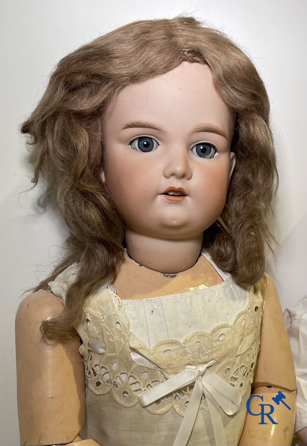 Toys: antique dolls: a lot of 2 antique dolls with porcelain heads. - Image 4 of 9