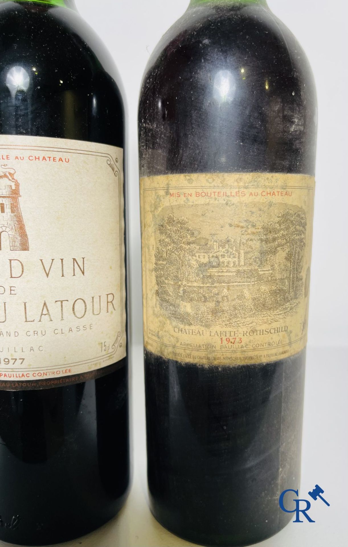 Wines. Bordeaux. Château Latour 1977 and Château Lafite Rothschild 1973. - Bild 3 aus 5