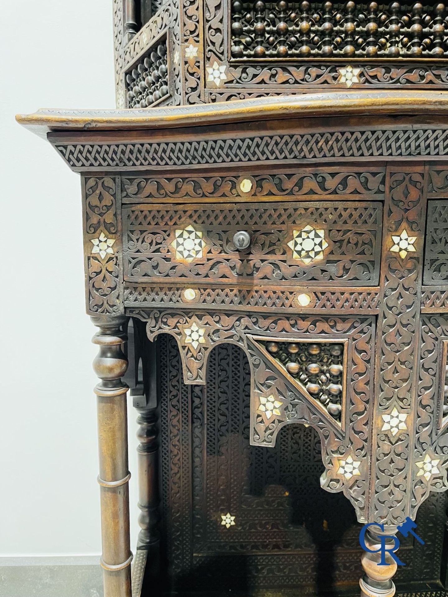 Sculpted furniture with inlays of ebony and mother-of-pearl. Syria, early 19th century. - Image 16 of 22