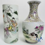 Chinese porcelain: Lot of 2 Chinese vases.