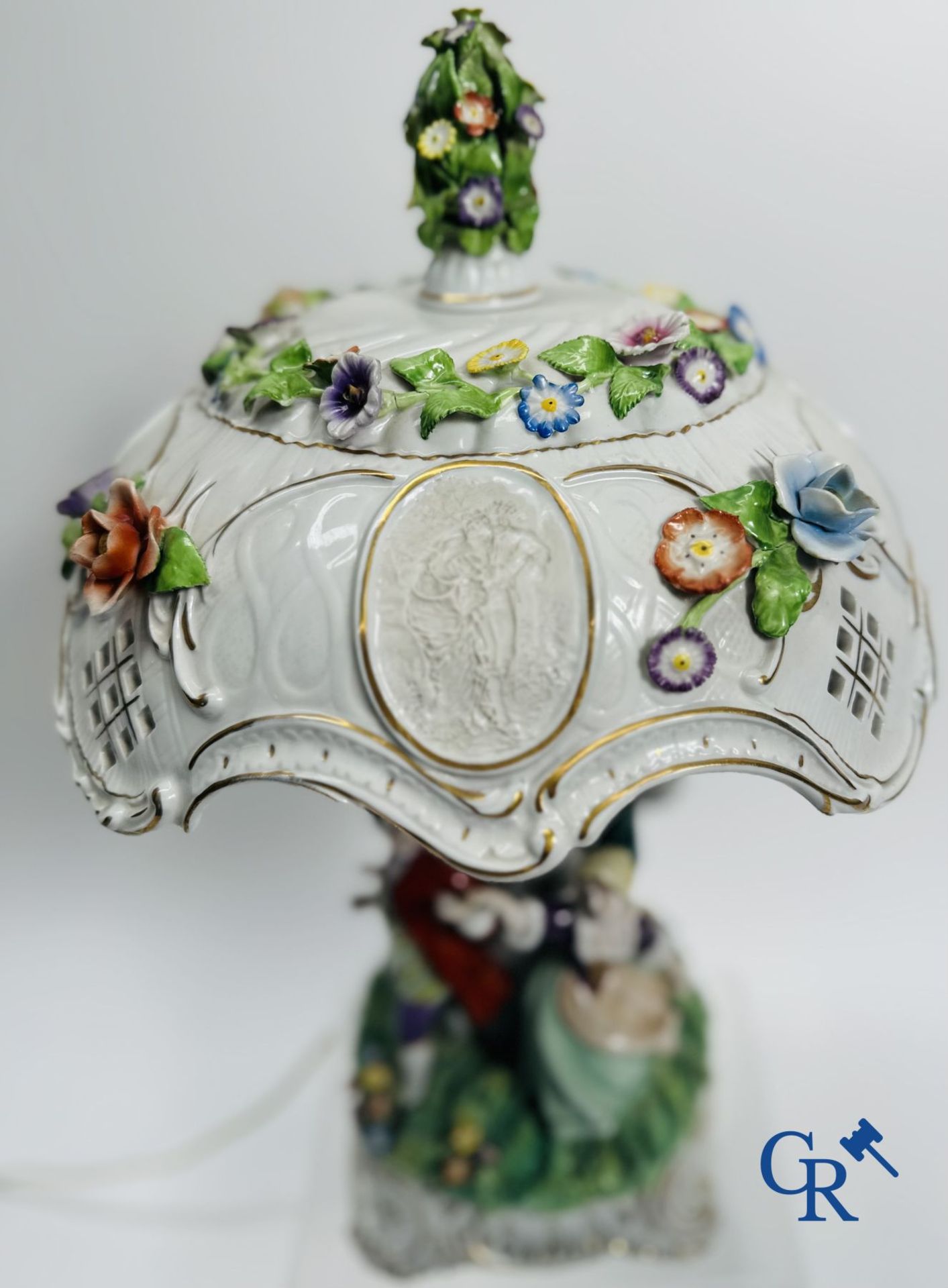 Nice lot of German porcelain and white biscuit. - Image 3 of 11