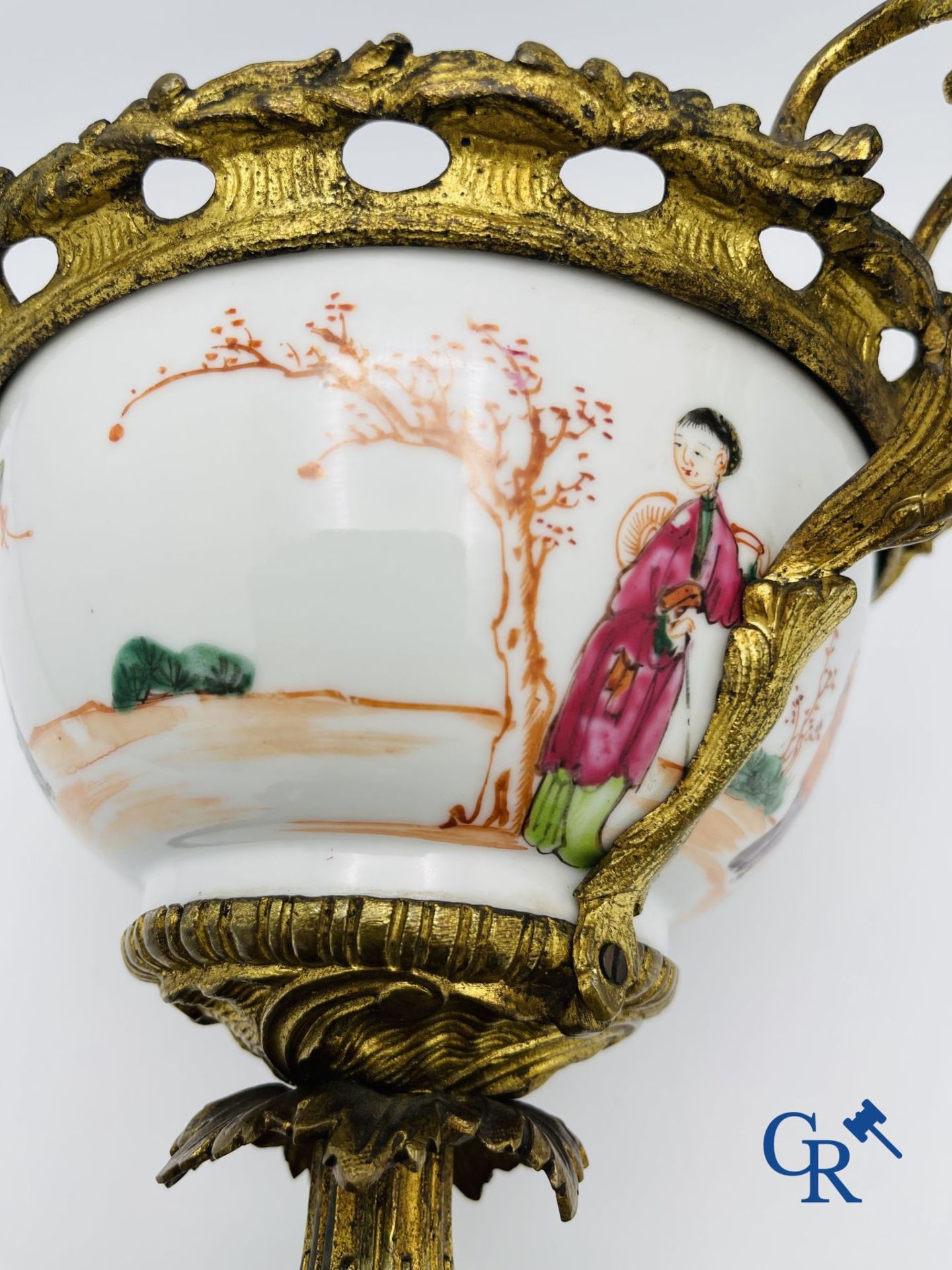 Chinese porcelain: An 18th century gilt-bronze mounted bowl in Chinese export porcelain. - Image 10 of 13