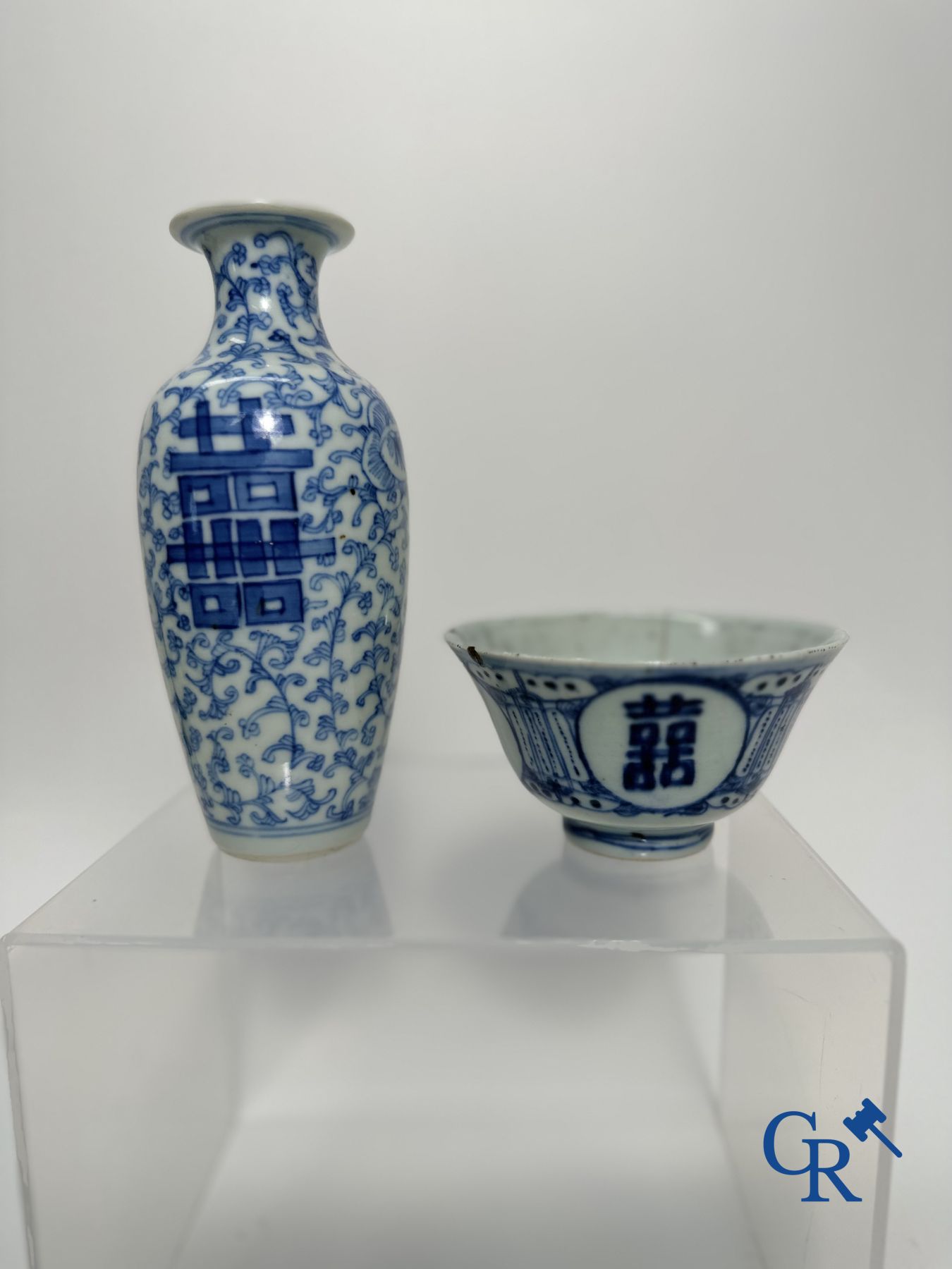 Large lot of blue and white Chinese porcelain for the Vietnamese market.  - Image 11 of 16