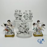 Porcelain: Volkstedt Rudolstadt: Lot of 2 groups in porcelain and 3 groups in white biscuit. Marked.