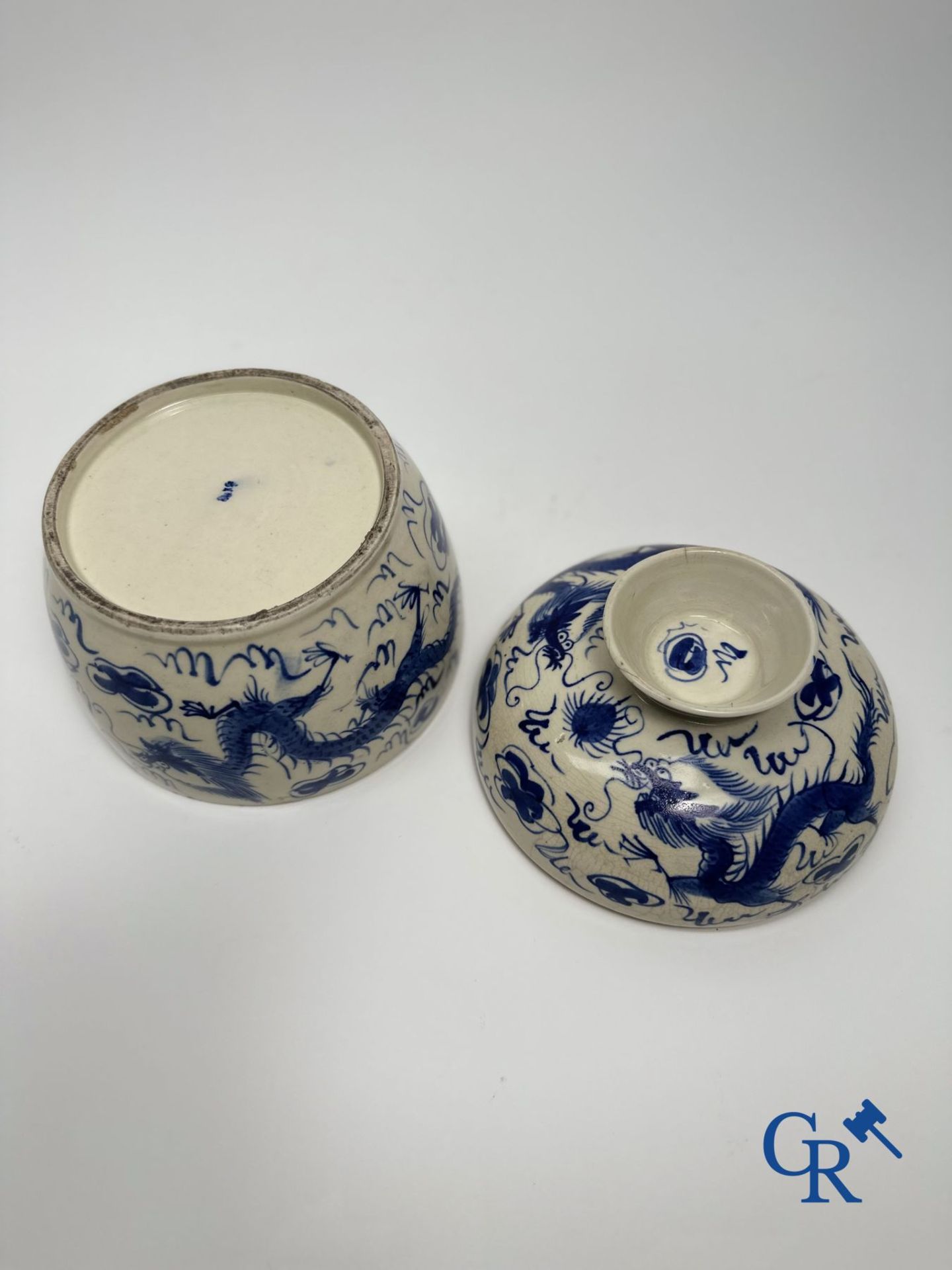 Large lot of blue and white Chinese porcelain for the Vietnamese market.  - Bild 13 aus 16