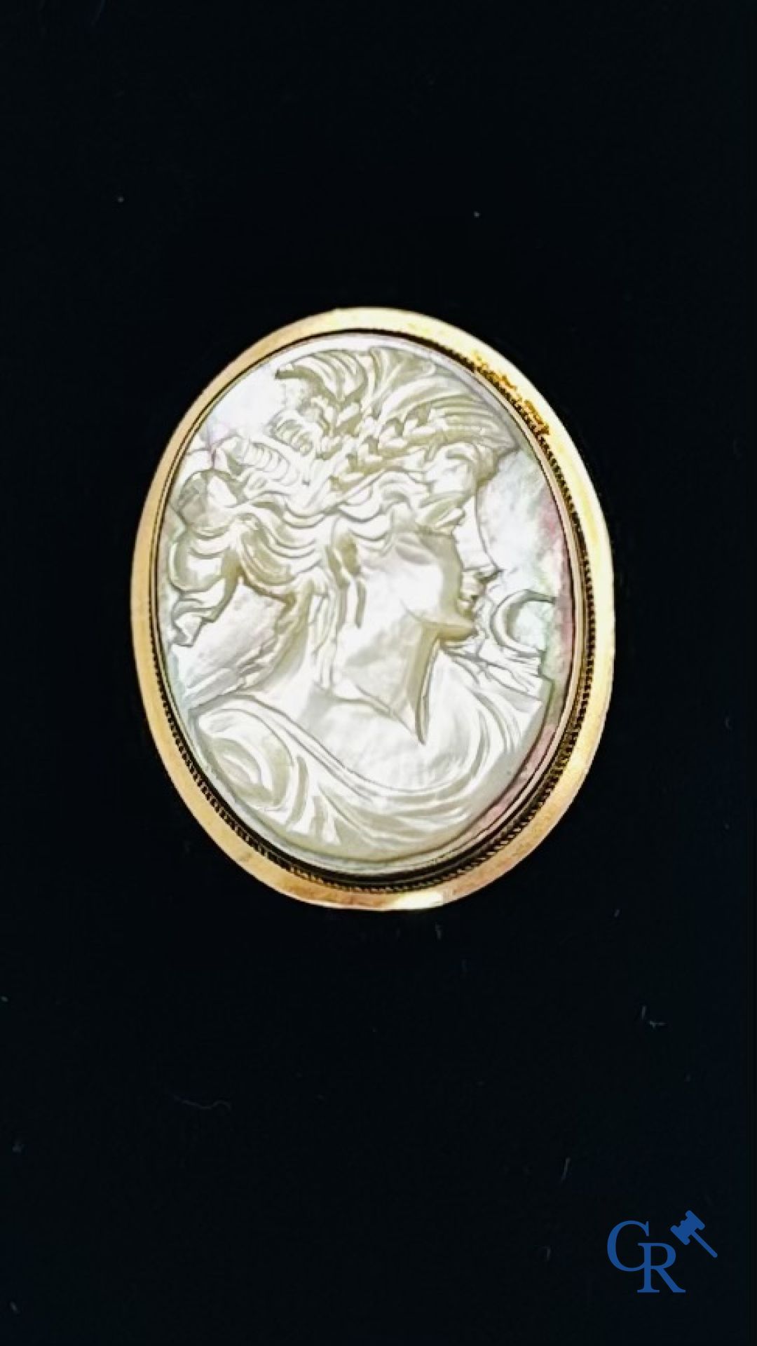 Jewellery: Lot consisting of brooch with cameo 14K, 5 cameos, a micro mosaic and a pendant. - Bild 3 aus 4
