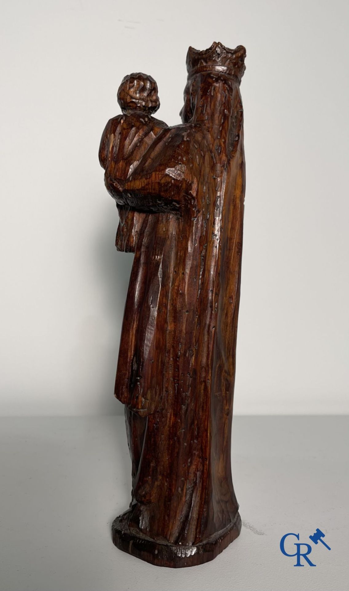 Wooden statue: Mary with child. - Image 4 of 5