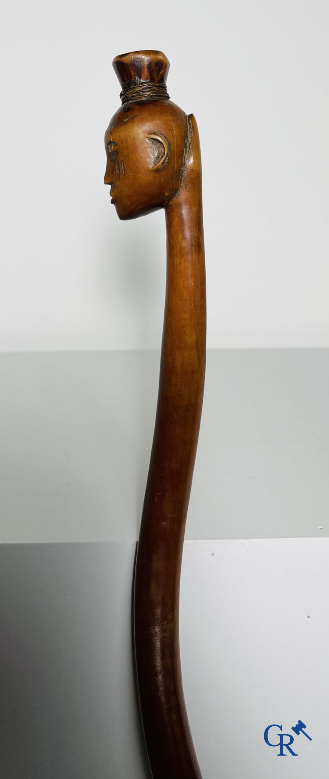 African art: A sculpted wooden staff. - Image 9 of 20