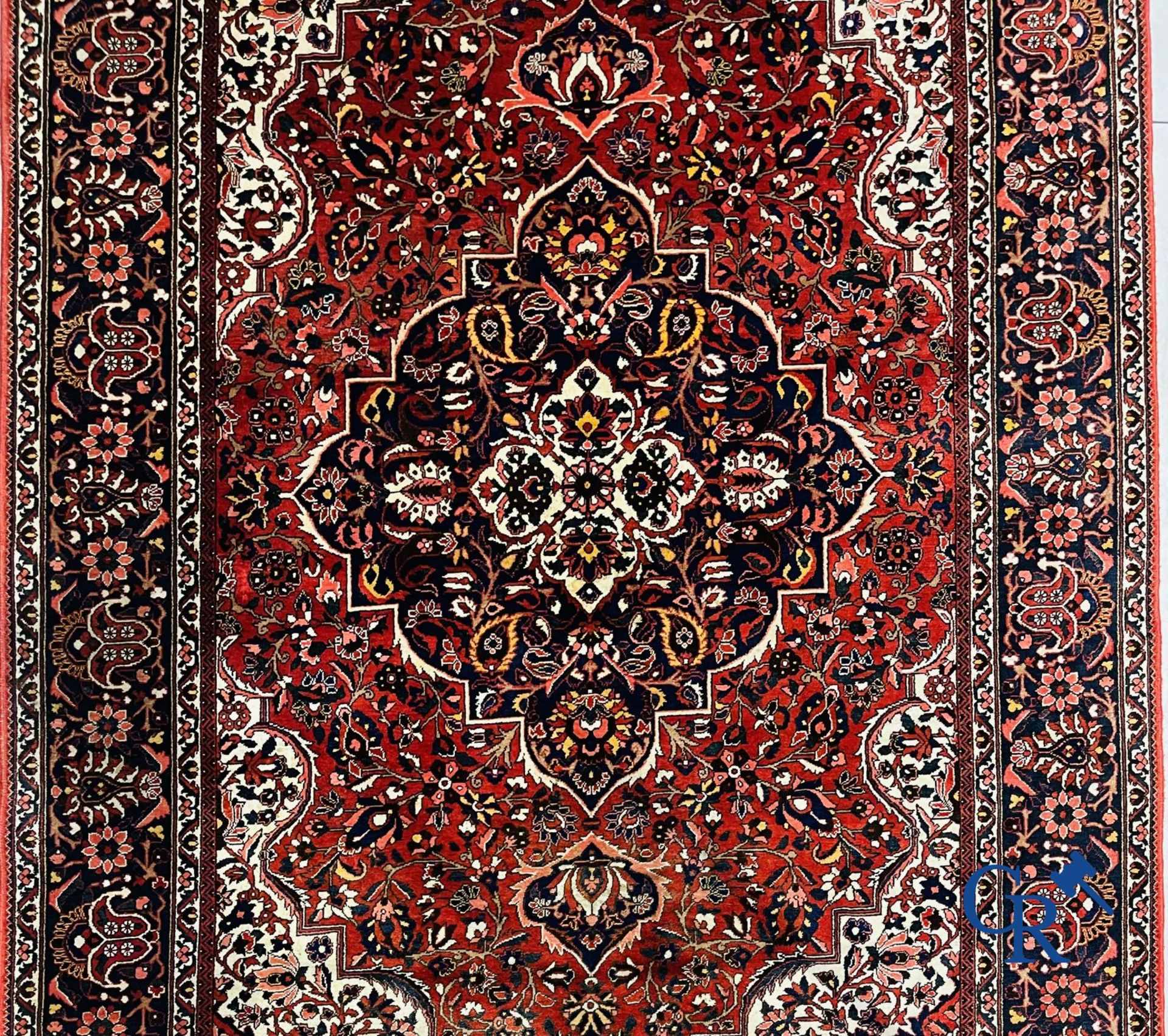 Oriental carpets: Iran. Large Persian hand-knotted carpet with floral decor. - Image 6 of 11
