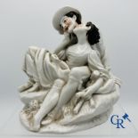 Meissen, 18th century. Group in fine porcelain depicting a couple in love.