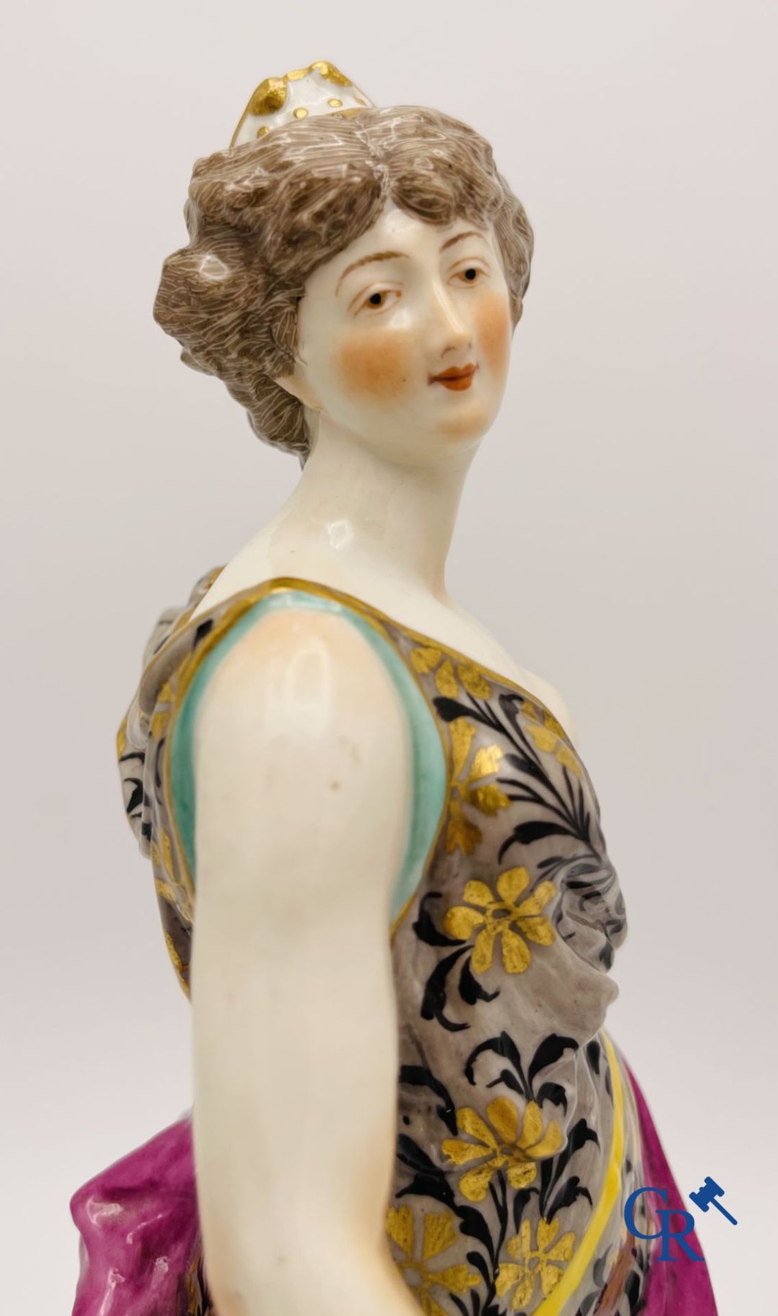 A pair of polychrome porcelain figures in the manner of Meissen. - Image 6 of 9