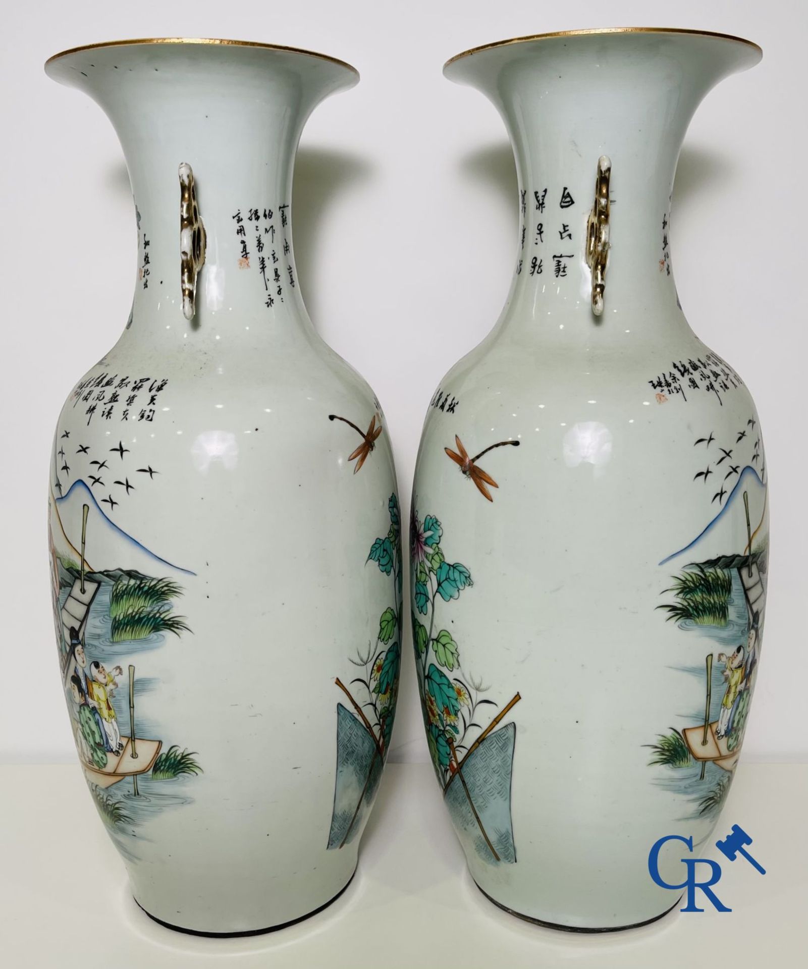Chinese porcelain: A pair of Chinese vases with a double decor. - Image 22 of 30