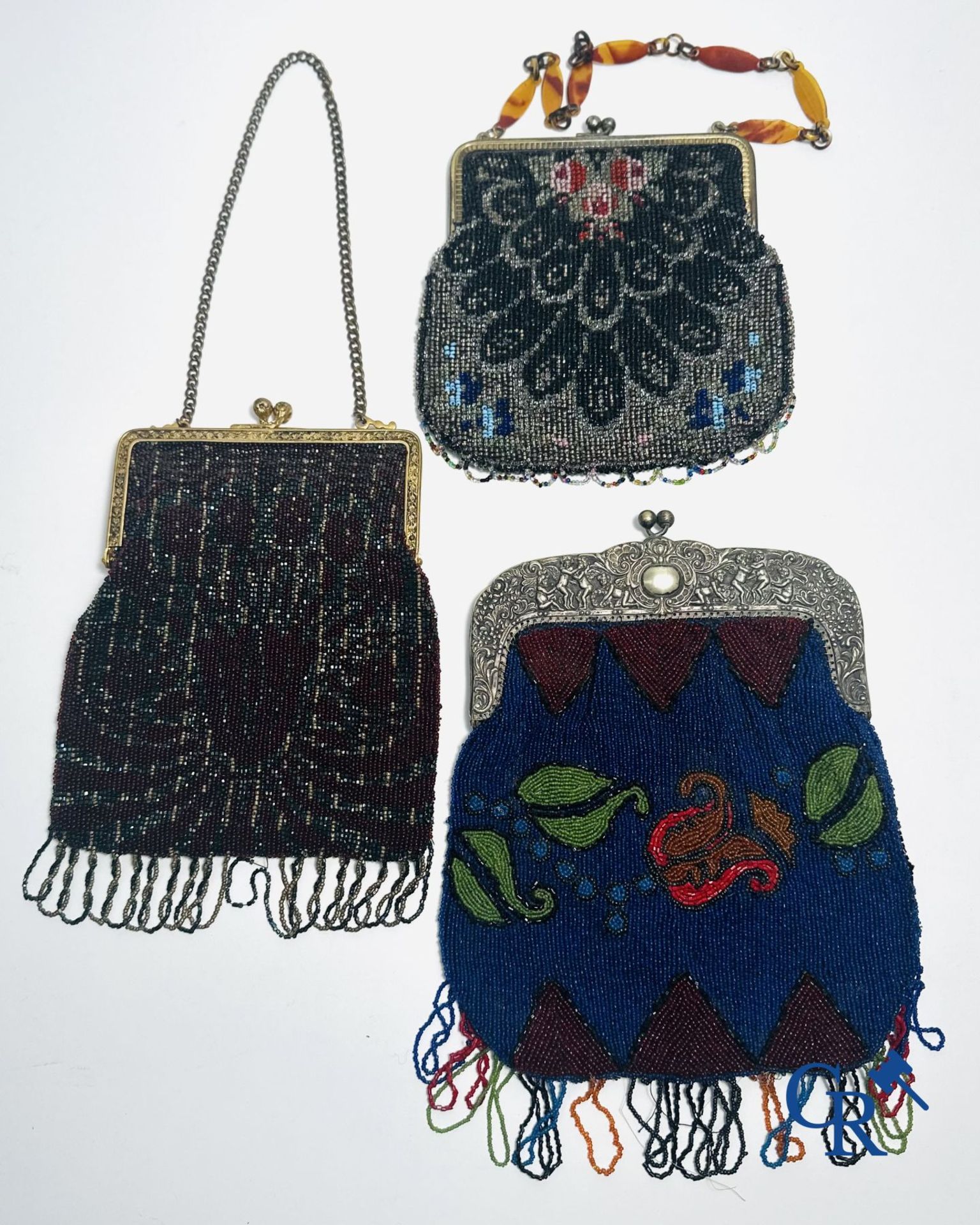 Art Deco/Fashion/Jewelry/Vintage: Lot of 8 Art Deco ladies handbags with broderie of pearls. - Bild 3 aus 3