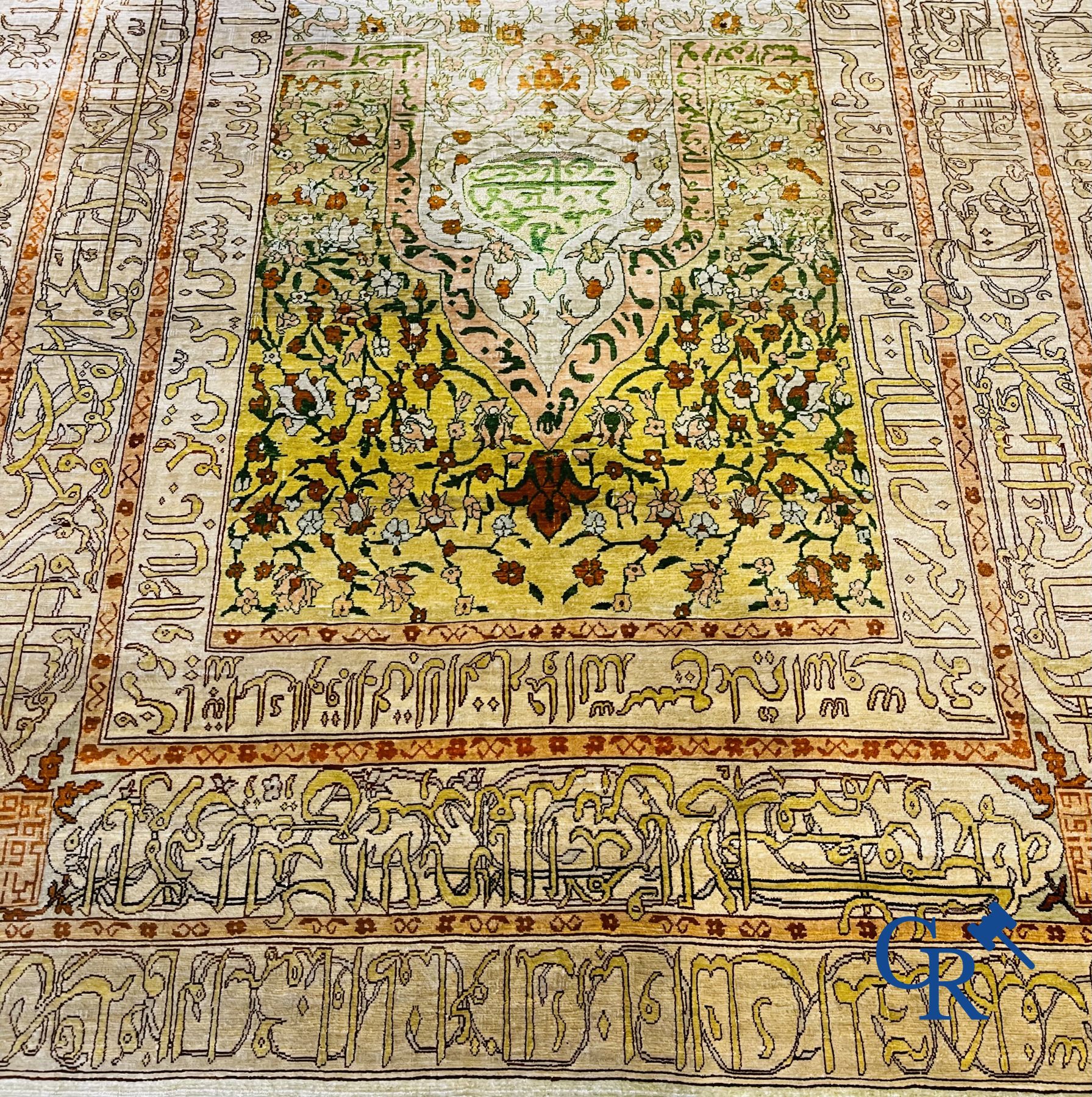 Oriental carpets: An exceptionally signed carpet in silk and gold thread with verses and a floral de - Image 5 of 15