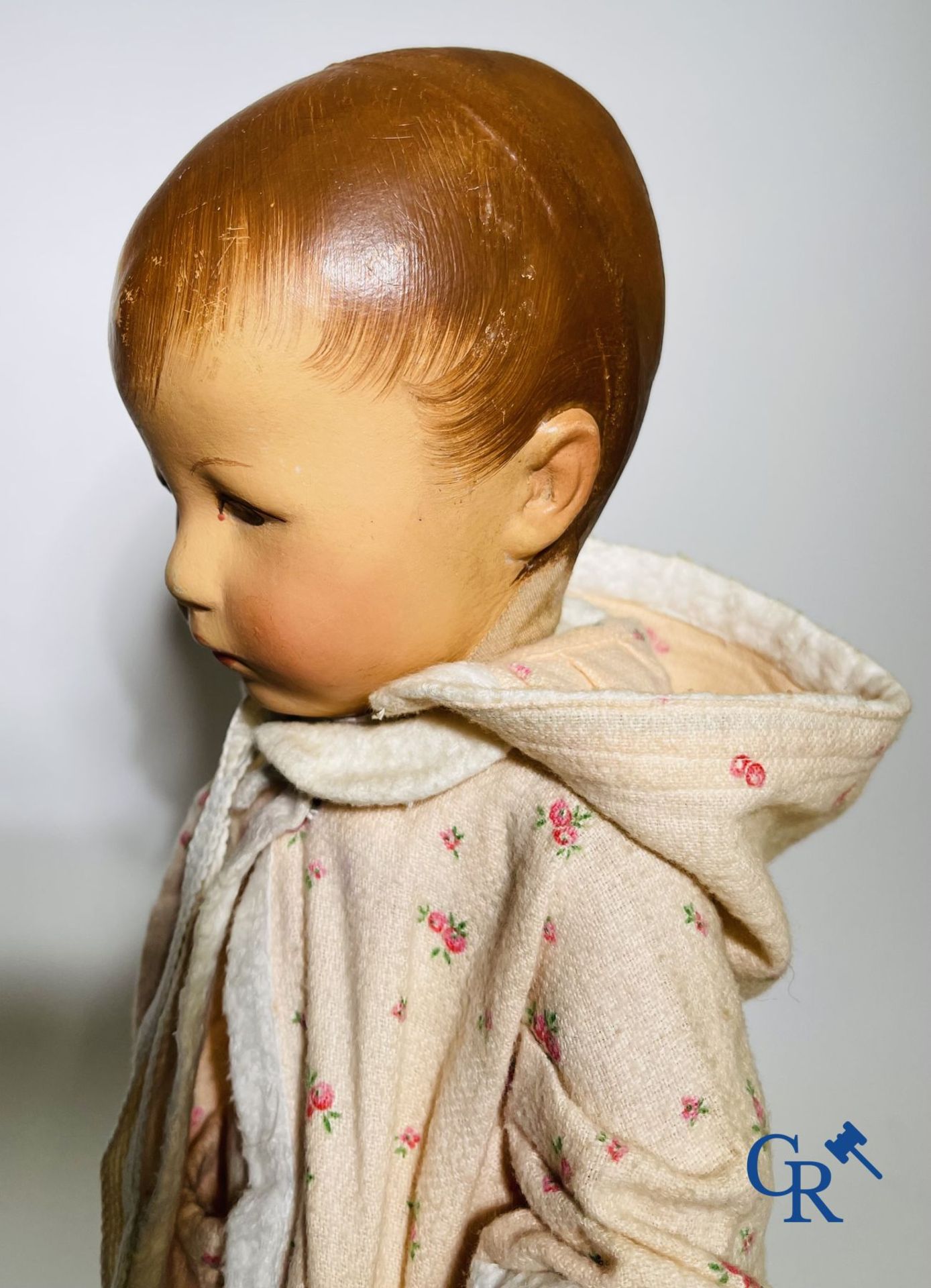 Toys: antique dolls: a lot of 6 dolls with a miniature grocery store attached. - Image 10 of 17