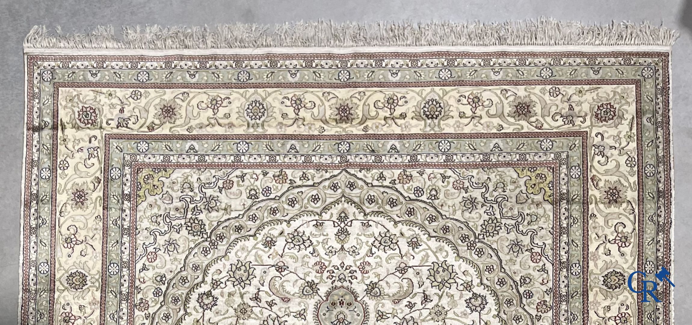 Oriental carpets: Hereke. Large carpet in silk. - Image 3 of 10