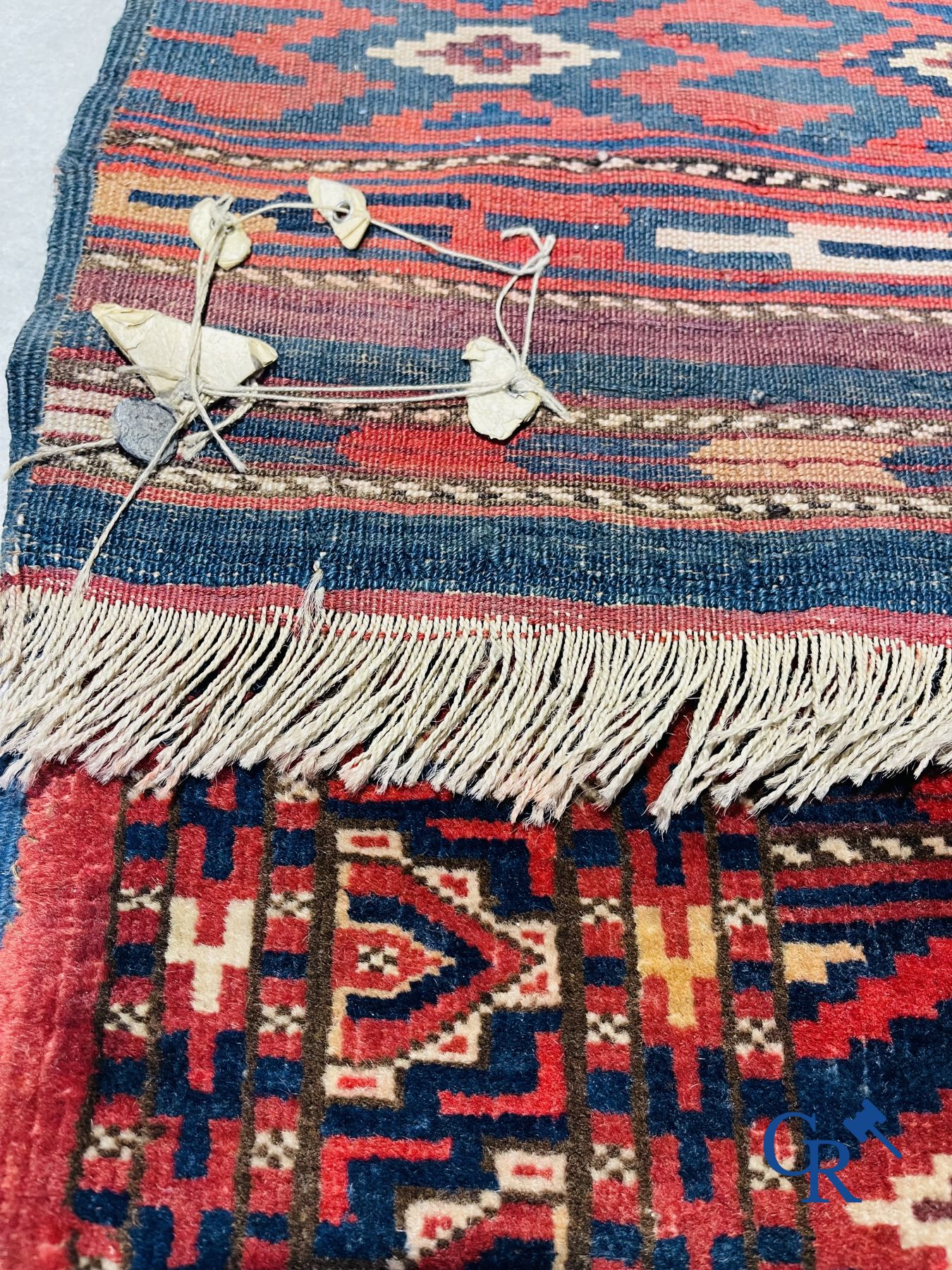 Oriental carpets: Antique oriental carpet. - Image 6 of 8