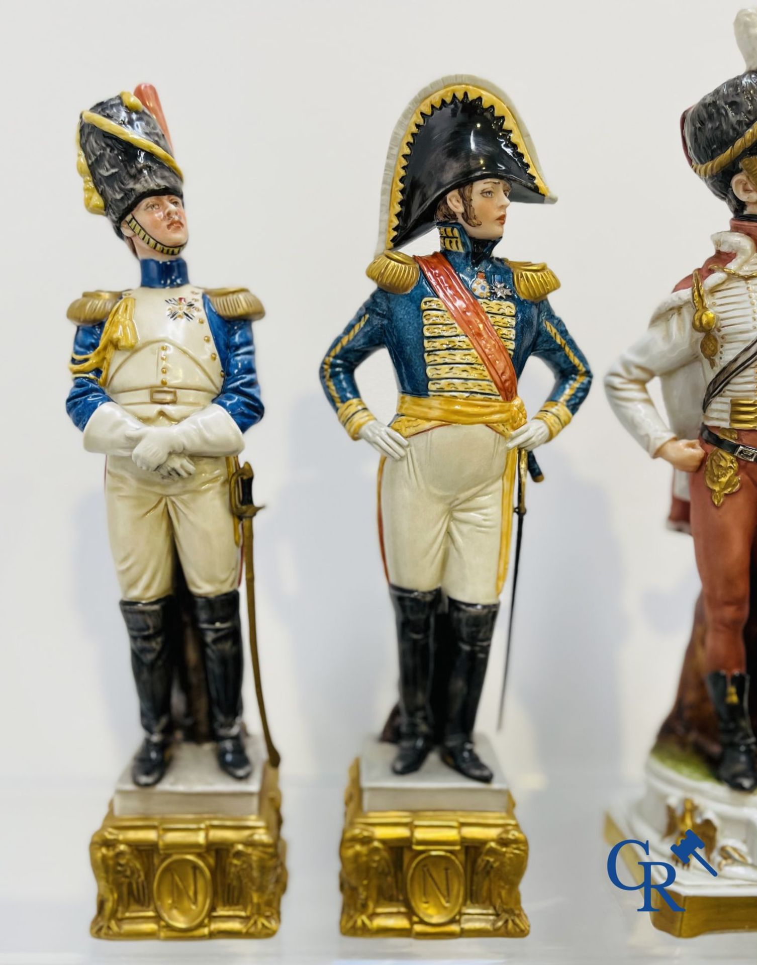 European porcelain: Lot of 10 porcelain figures from the Napoleonic era. - Image 7 of 10