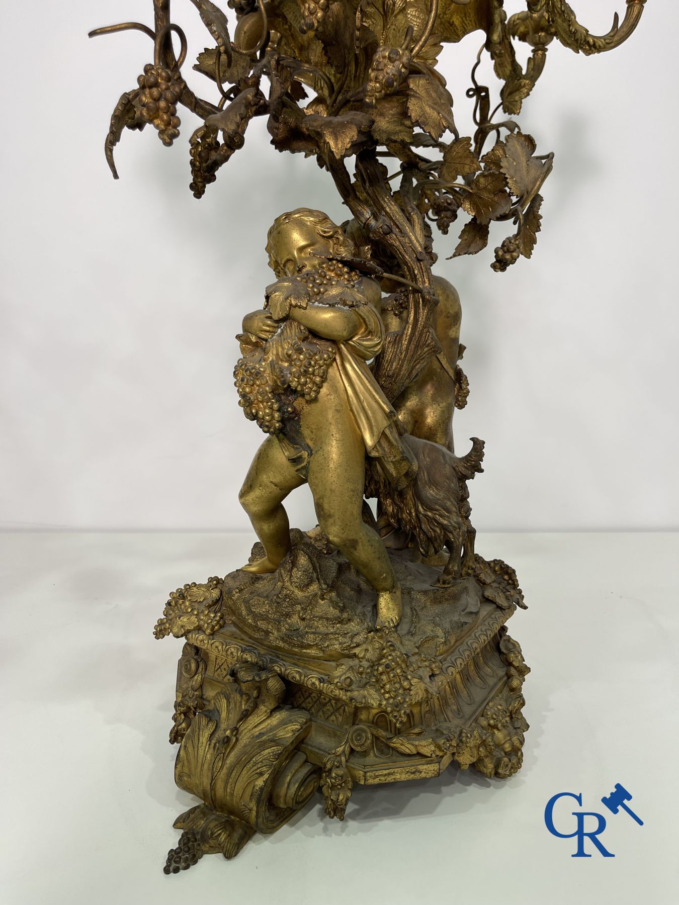 A pair of imposing bronze candlesticks with putti in LXVI style. Napoleon III period. - Image 29 of 32