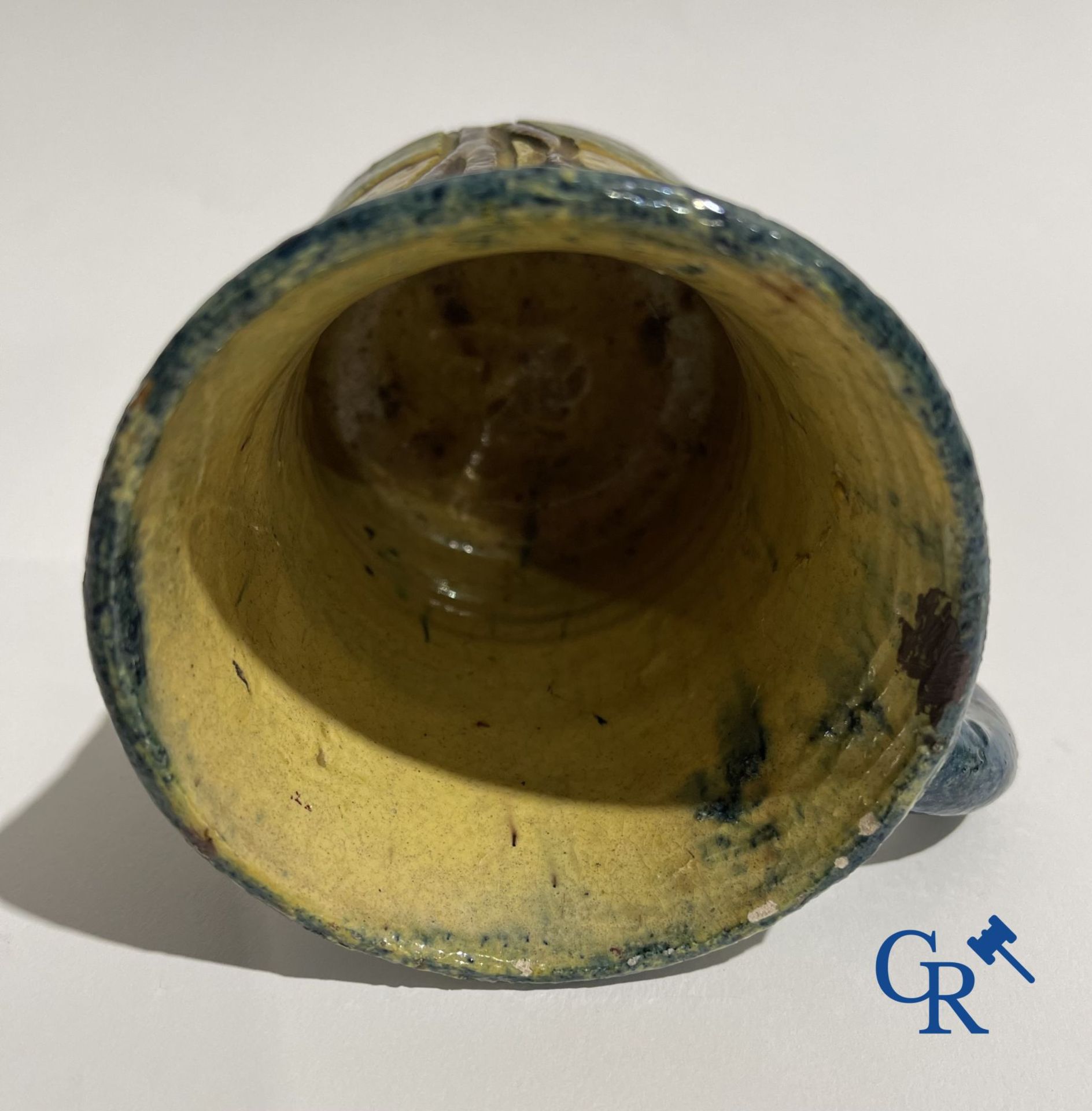 A Torhout tobacco pot Armand Maes-Platteau and a mug in Flemish pottery. - Bild 13 aus 14