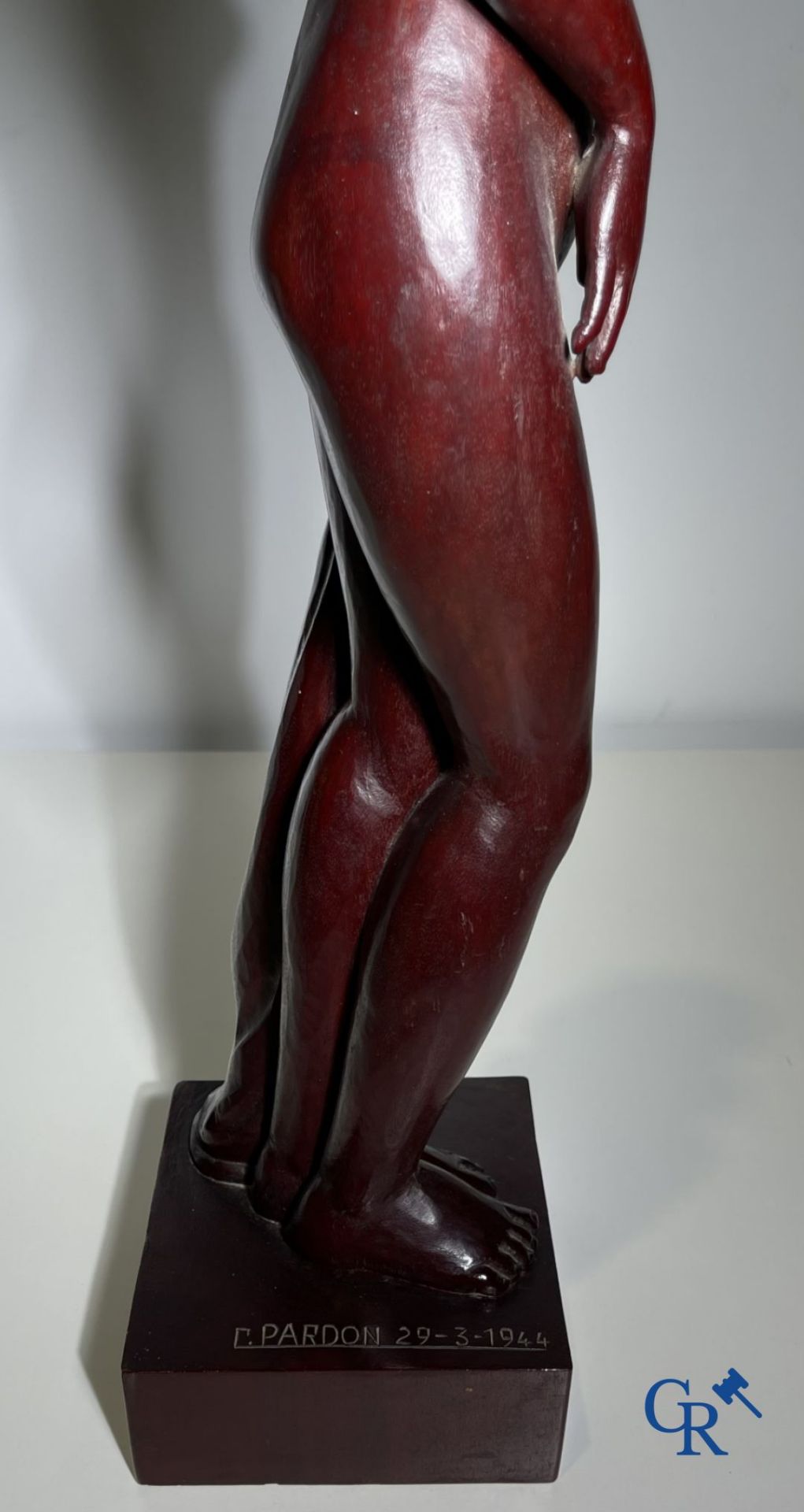 Clément Pardon(*) (Leuven 1901-1979) Sculpture of a standing nude in exotic wood. - Bild 4 aus 8