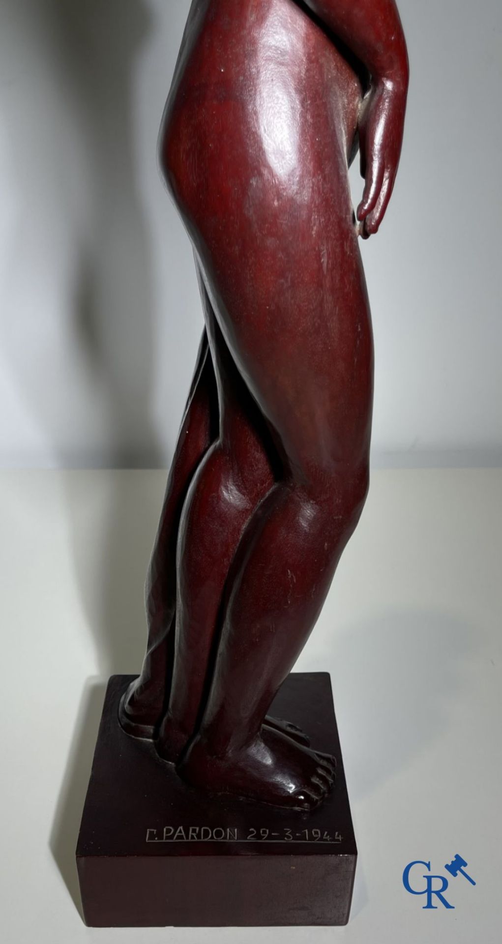 Clément Pardon(*) (Leuven 1901-1979) Sculpture of a standing nude in exotic wood. - Image 4 of 8