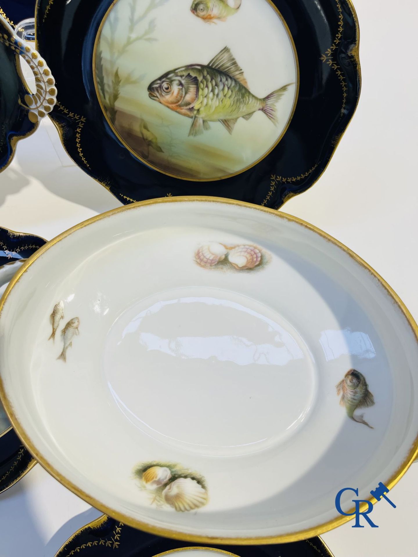 Porcelain: Tableware with a fish decor in Rosenthal porcelain. - Bild 8 aus 12