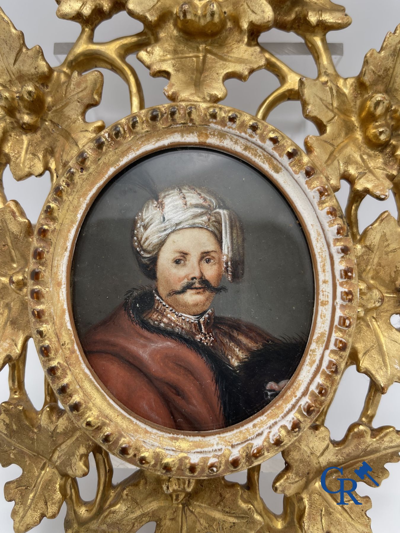 Miniature portrait in a gilded wood-carved frame. 19th century. - Image 2 of 7