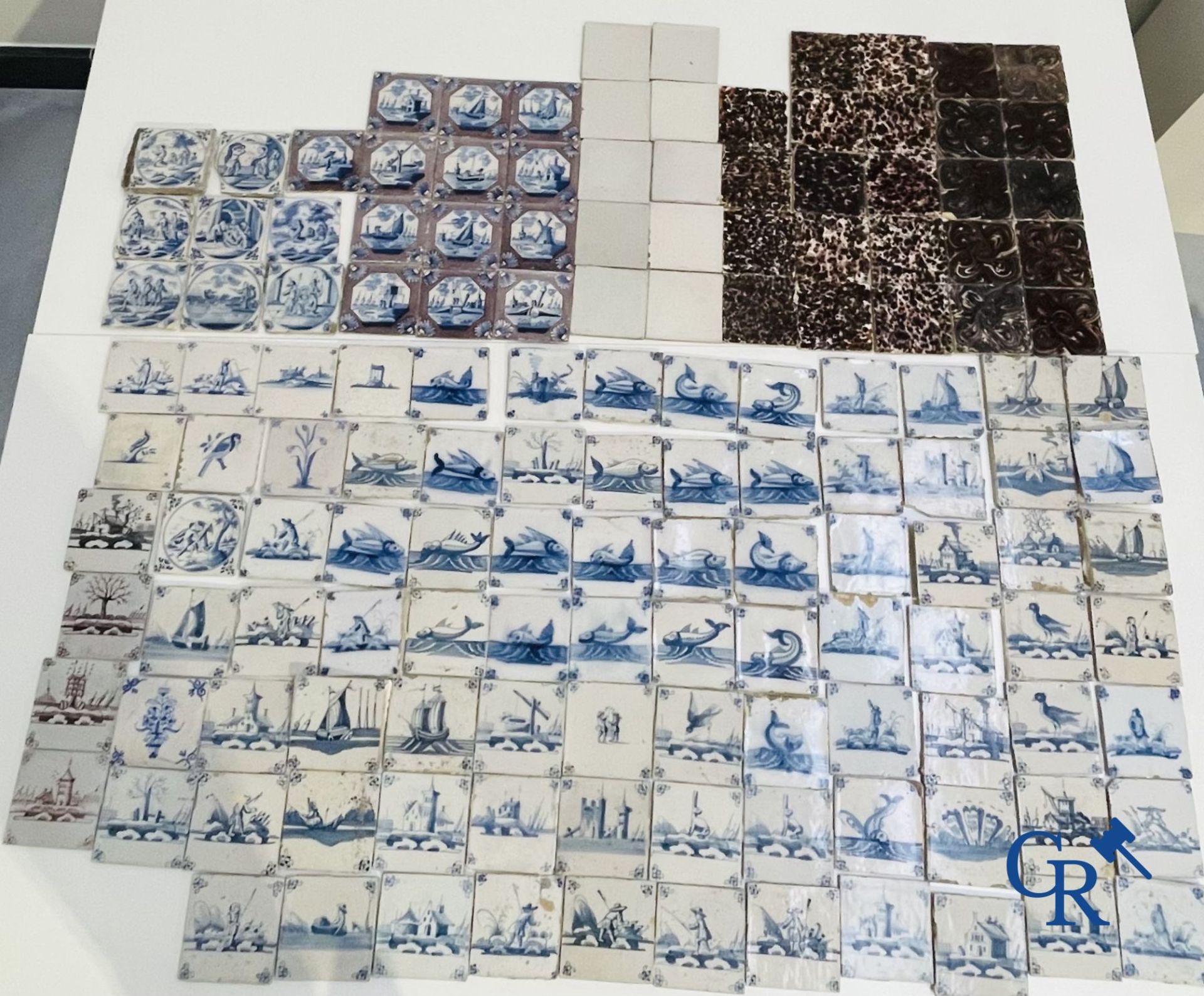 A large collection of various Delft tiles. 17th-18th century. - Image 3 of 23