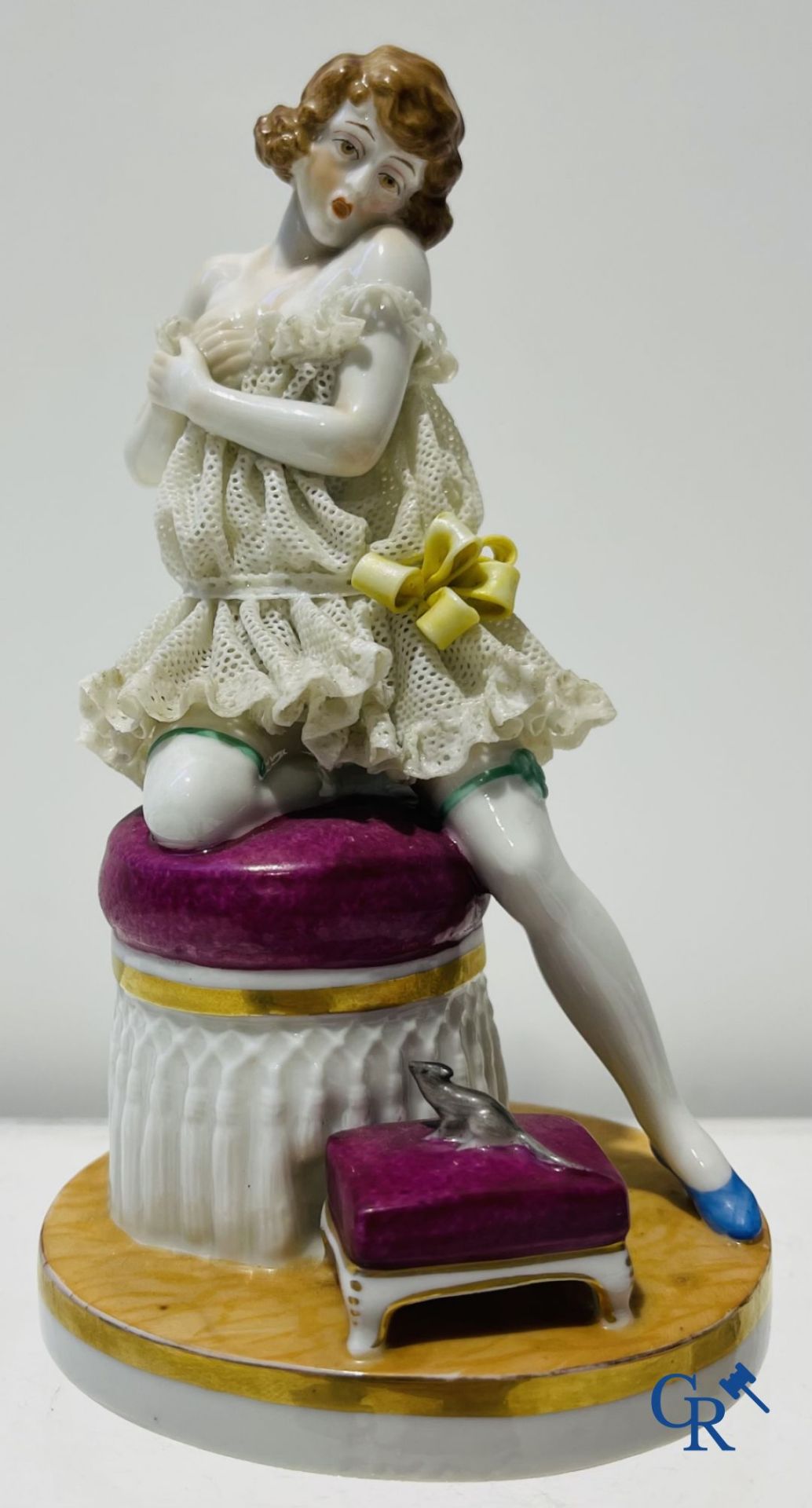 Porcelain: In the manner of Volkstedt Rudolstadt. 2 figurines in lace porcelain. - Image 3 of 10