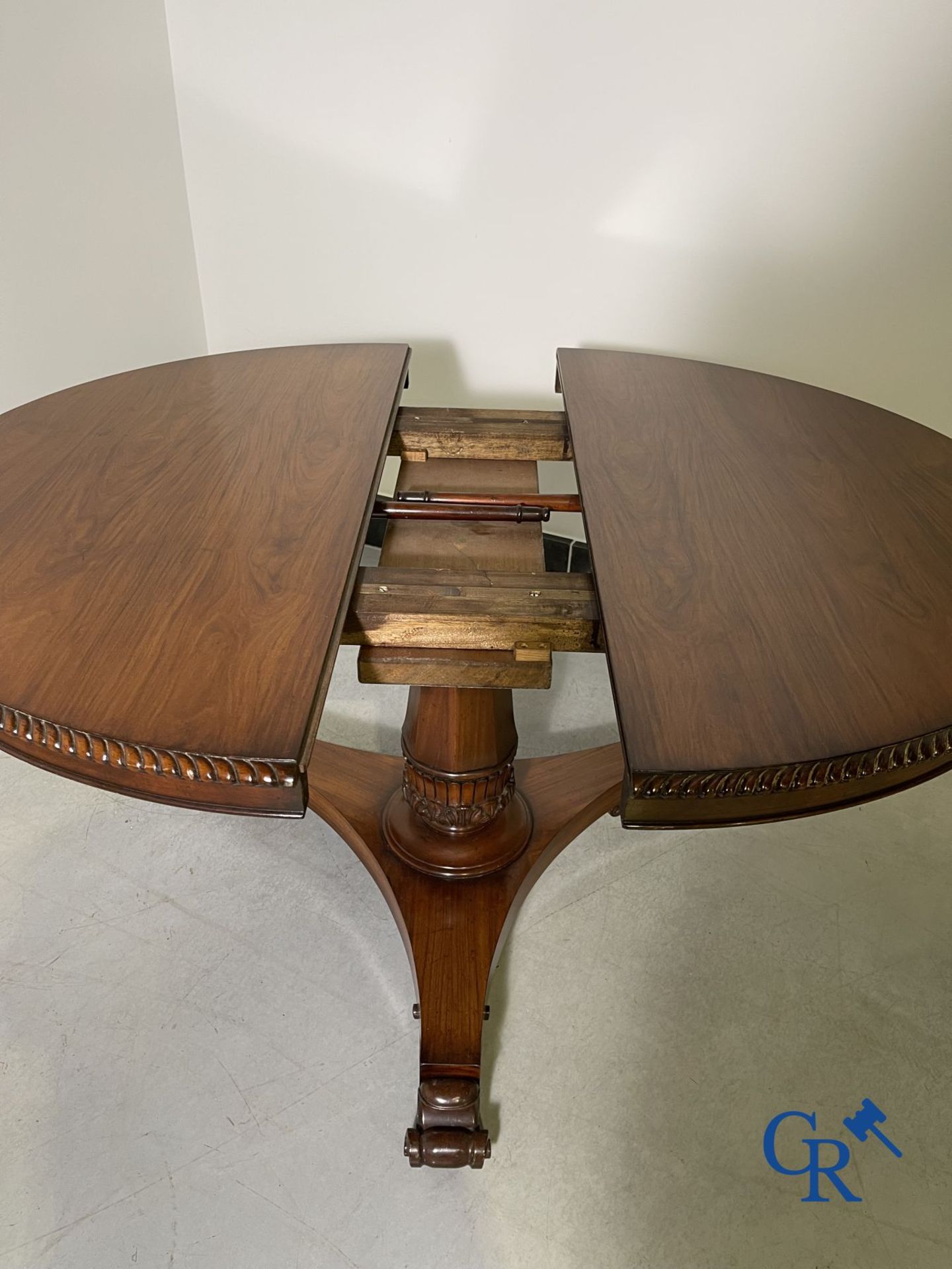 Furniture: English extendable table in mahogany. - Bild 9 aus 10