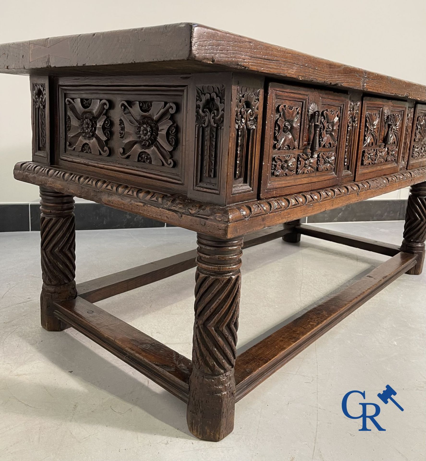 Furniture: 17th century carved walnut table with 3 drawers. - Image 2 of 22