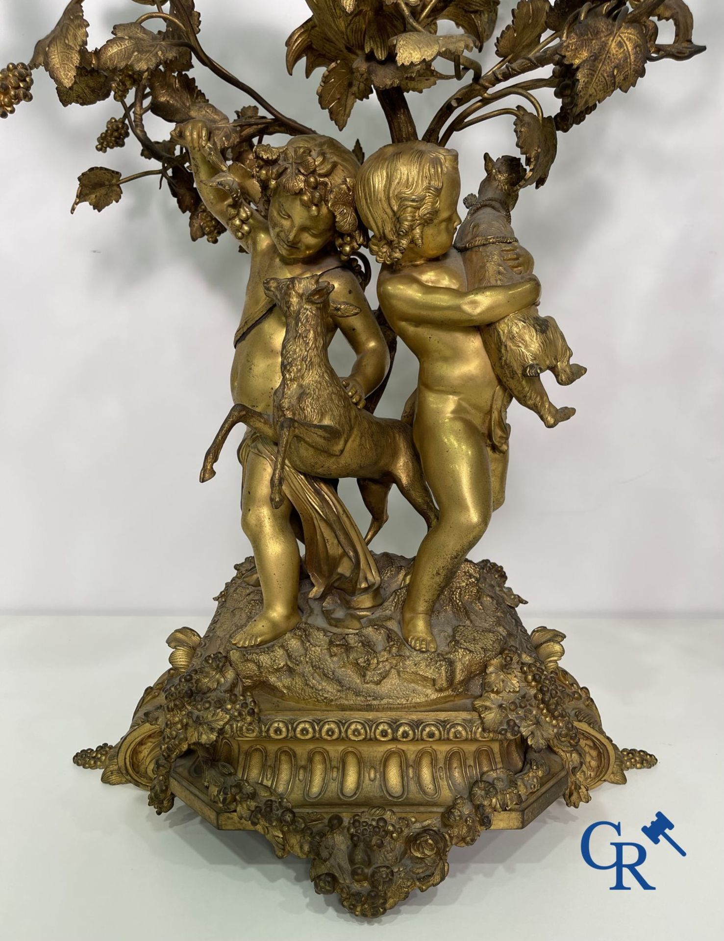 A pair of imposing bronze candlesticks with putti in LXVI style. Napoleon III period. - Bild 13 aus 32