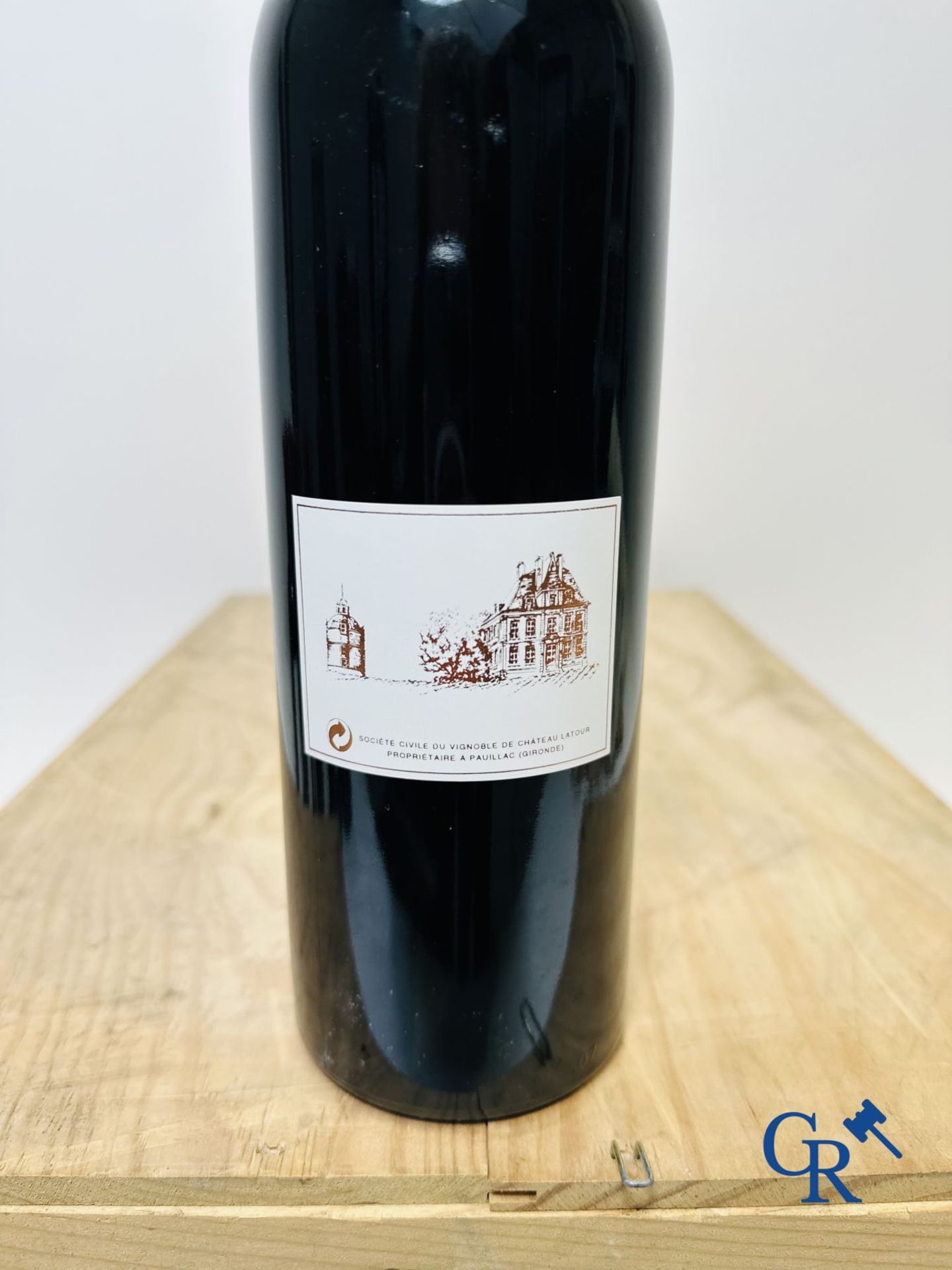 Wine - Bordeaux: Château Latour 1998, 0,75L. Rouge. 1er Grand Cru Classé. 12 bottles. - Bild 18 aus 20