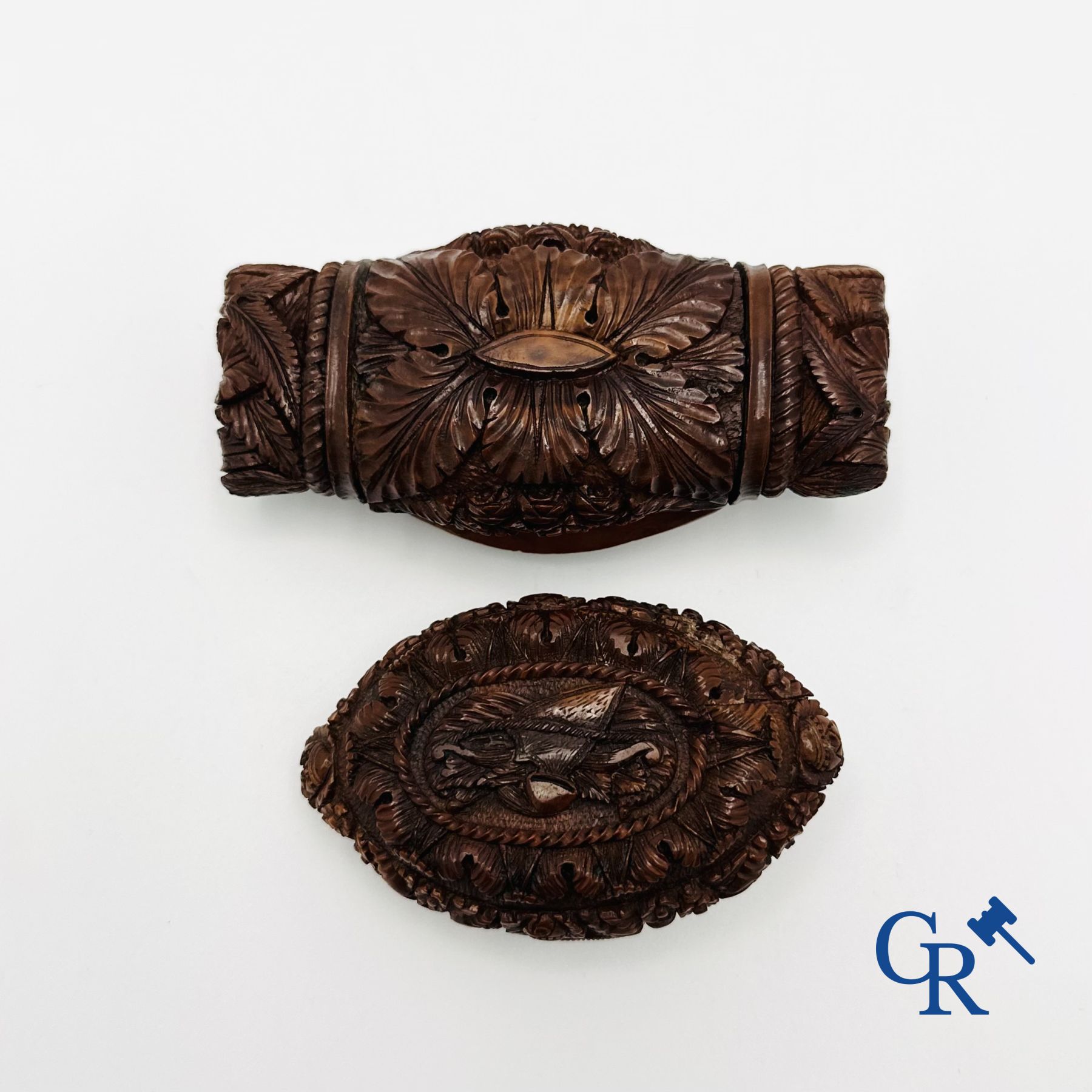 Display case objects: 2 pill boxes in sculpted corozo walnut. - Image 2 of 3