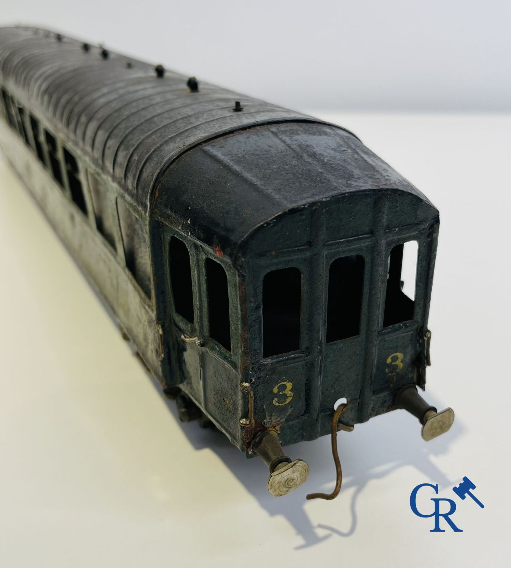 Old toys: Märklin, Locomotive with towing tender and dining car.
About 1930. - Bild 22 aus 32