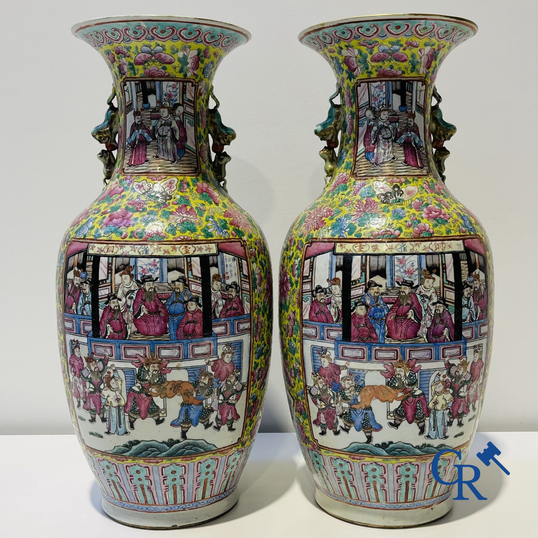 Asian art: A pair of Chinese famille rose vases with yellow background with court scenes. 19th centu - Image 2 of 29