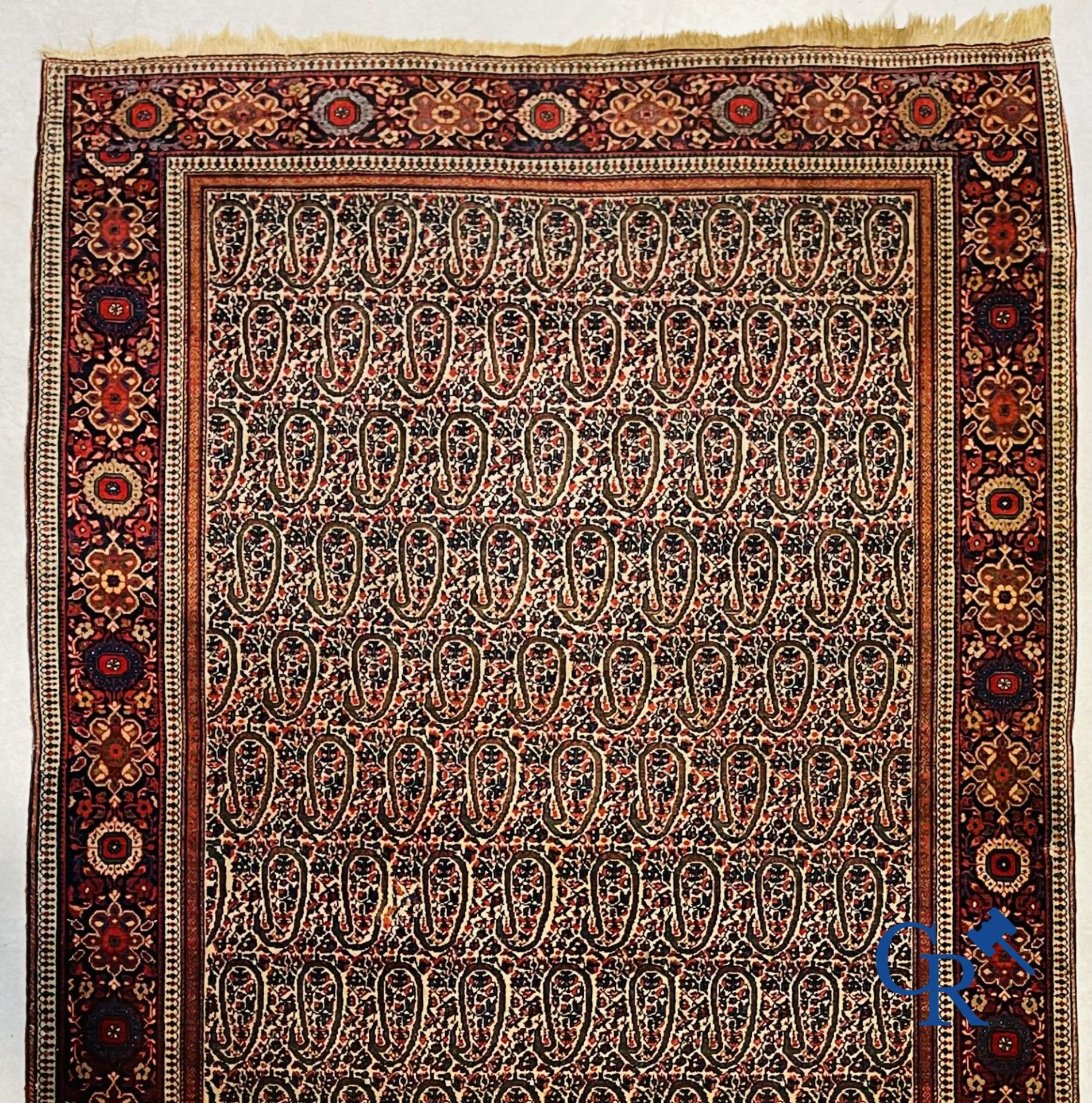 Oriental carpets: Antique oriental carpet. - Image 3 of 8