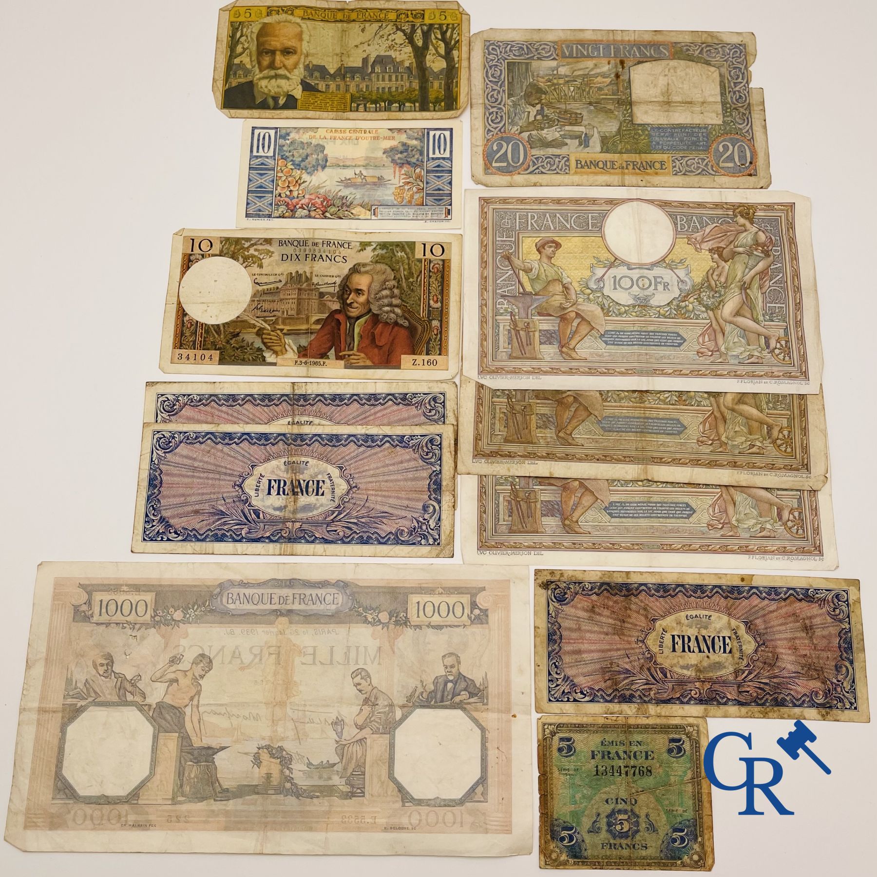Coins, banknotes: Large lot of French banknotes. - Image 3 of 5