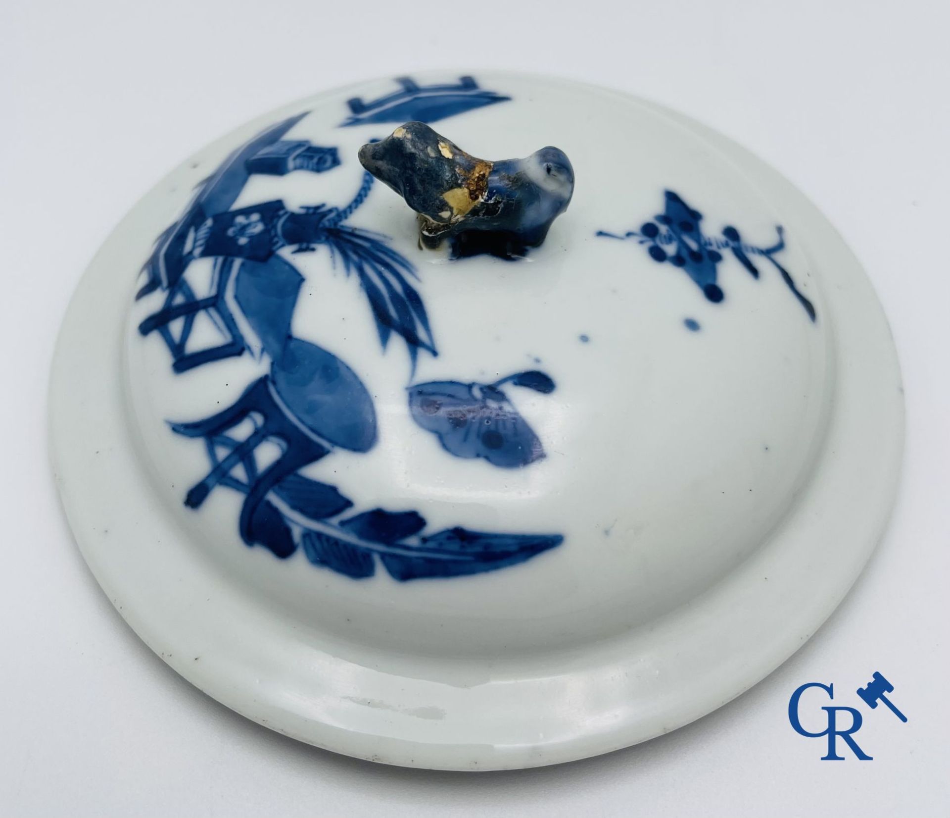 Asian Art: Beautiful lot of Chinese porcelain. - Bild 38 aus 40