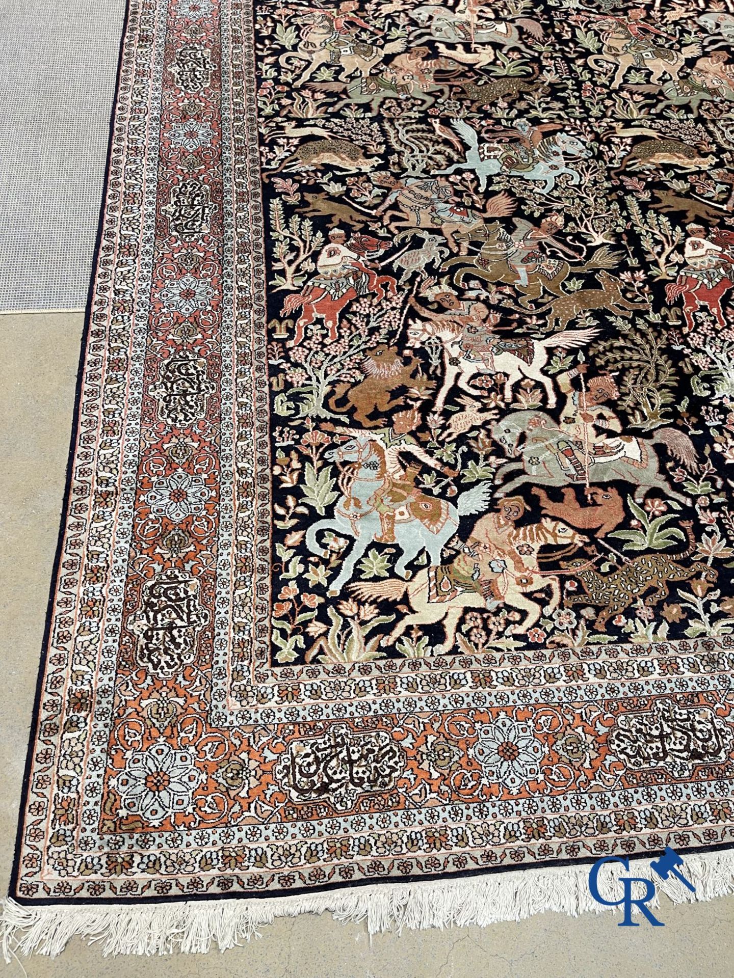 Carpets: Ghoum: Large silk carpet with hunting scenes. Wool and silk. - Bild 8 aus 10