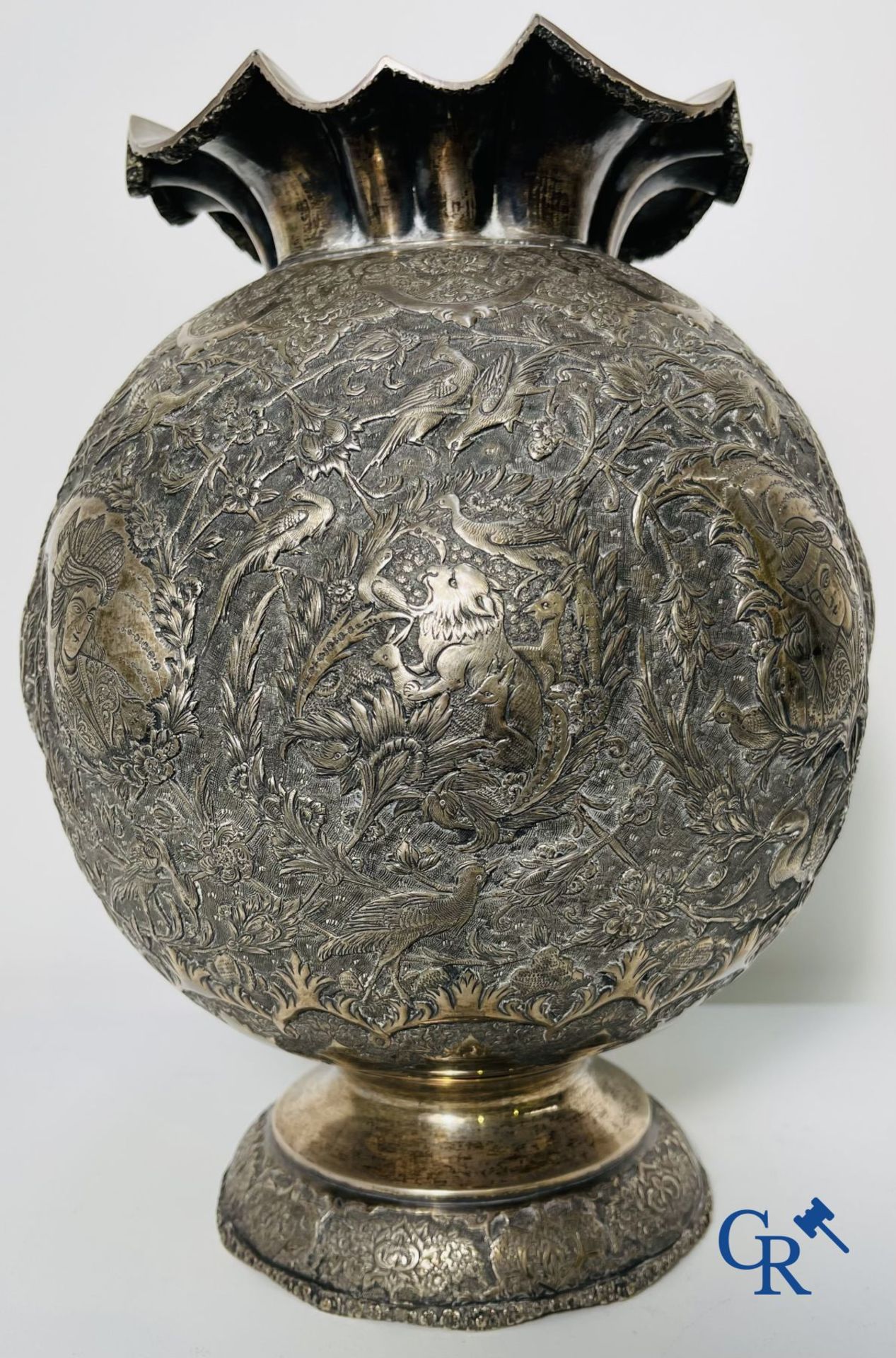 Silver: Vase in silver (Iran?) with a fine decor of birds, forest animals and characters. - Image 2 of 12