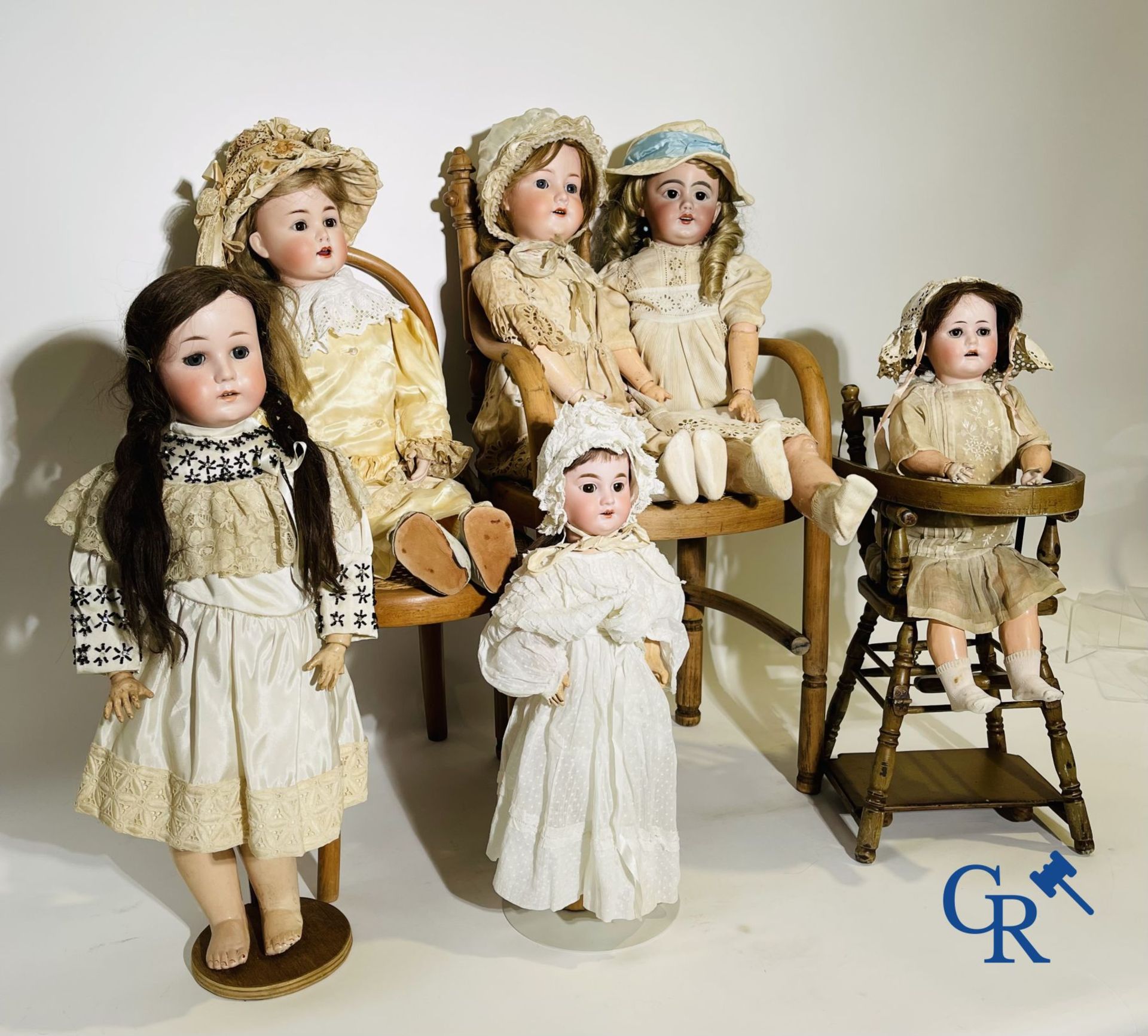 Toys: antique dolls: 6 German dolls with porcelain heads. - Image 2 of 15