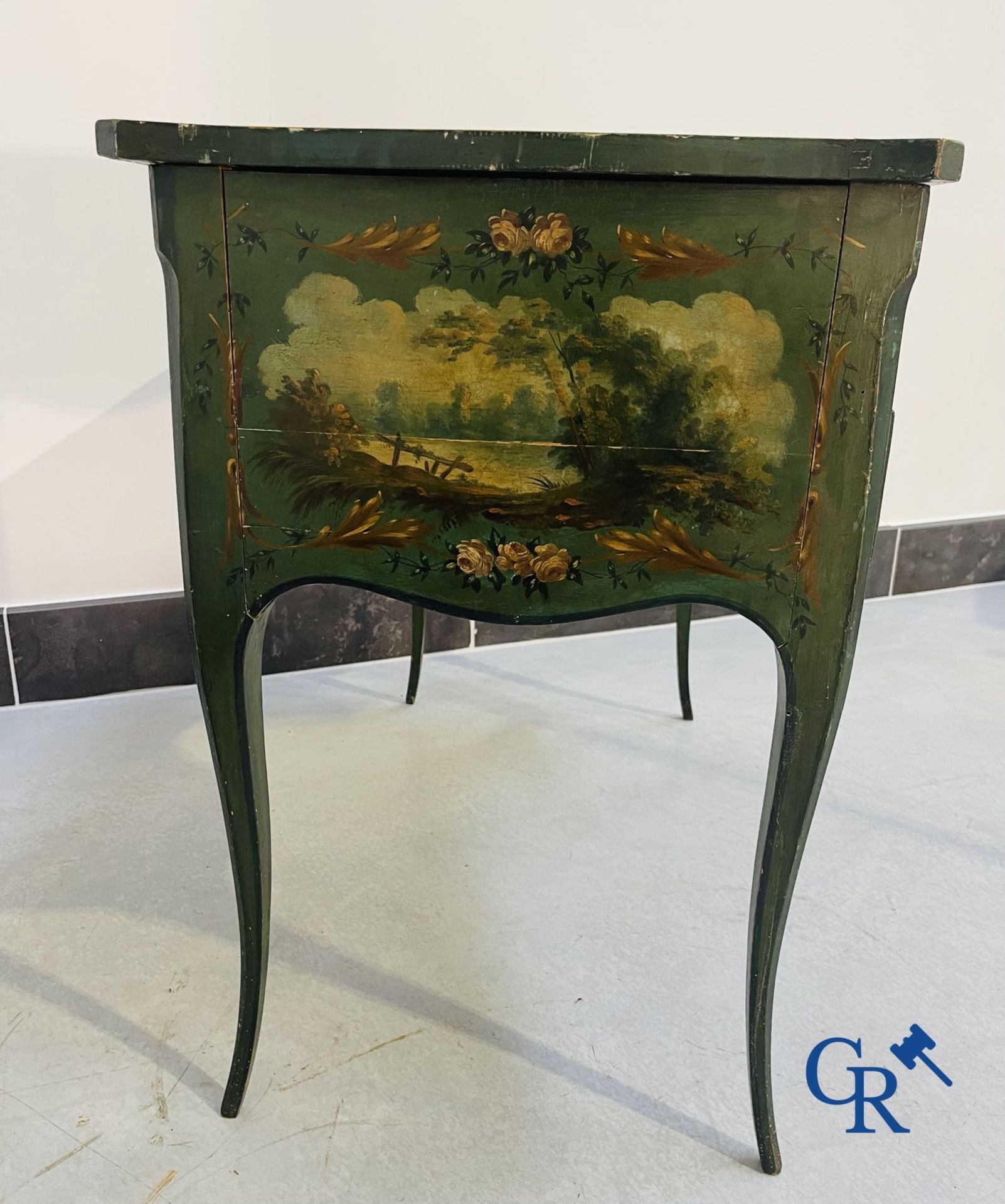 Ladies dressing table with gallant paintings, and a lacquered armchair transitional period Louis XV  - Bild 12 aus 17