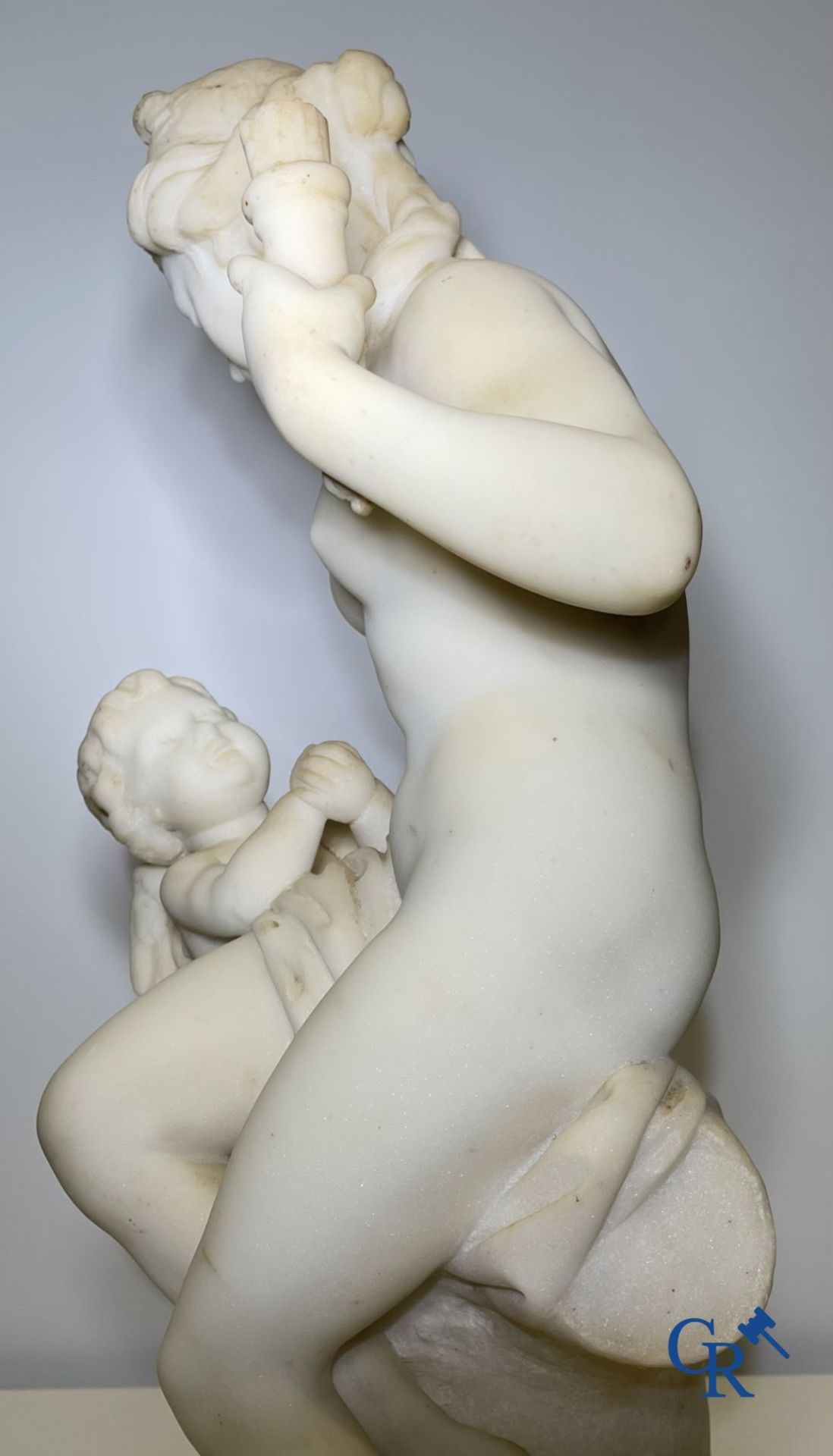 Marble statue after Etienne Maurice Falconnet. Venus and Cupid. 19th century. Signed Falconnet. - Bild 10 aus 21